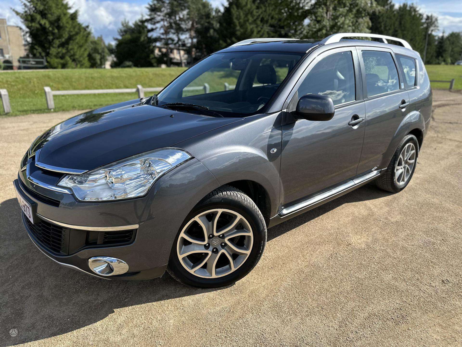 Citroen C-Crosser