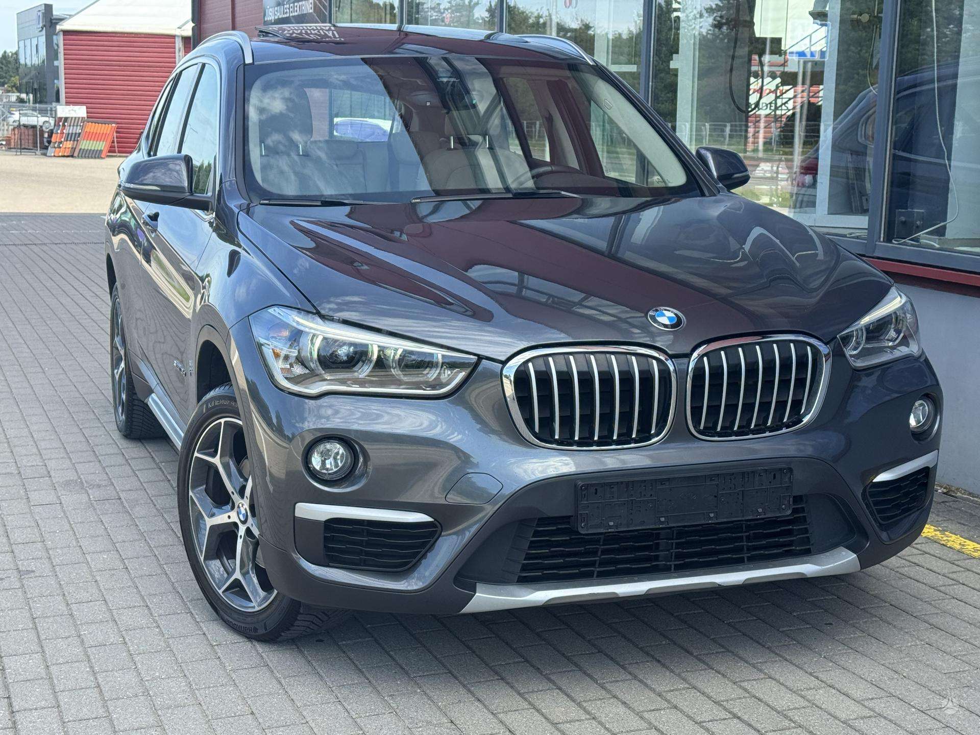 BMW X1