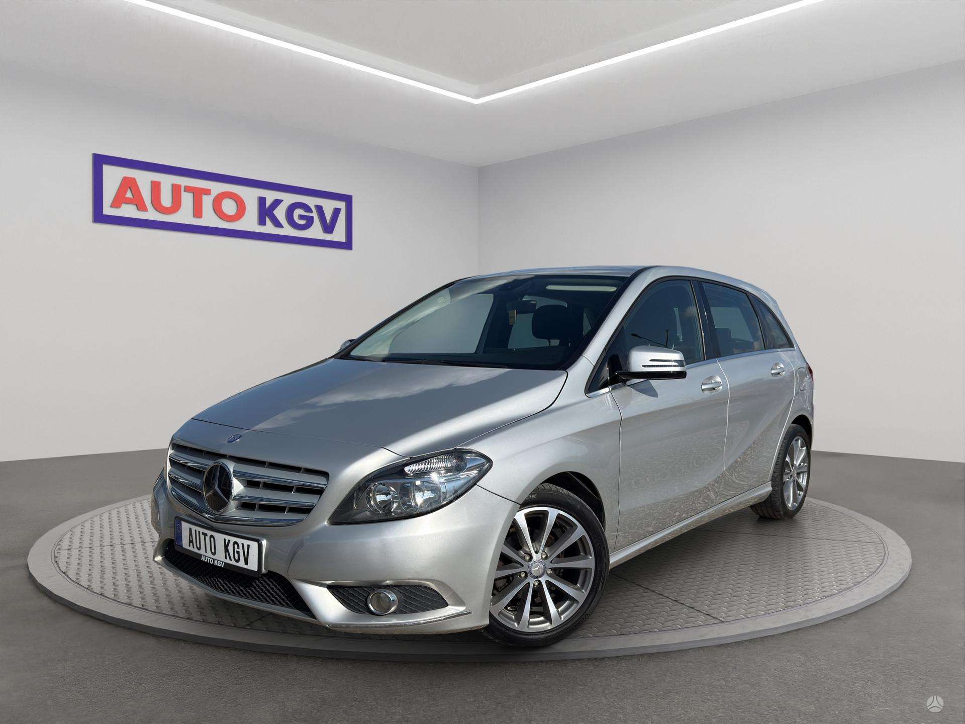 Mercedes-Benz B180