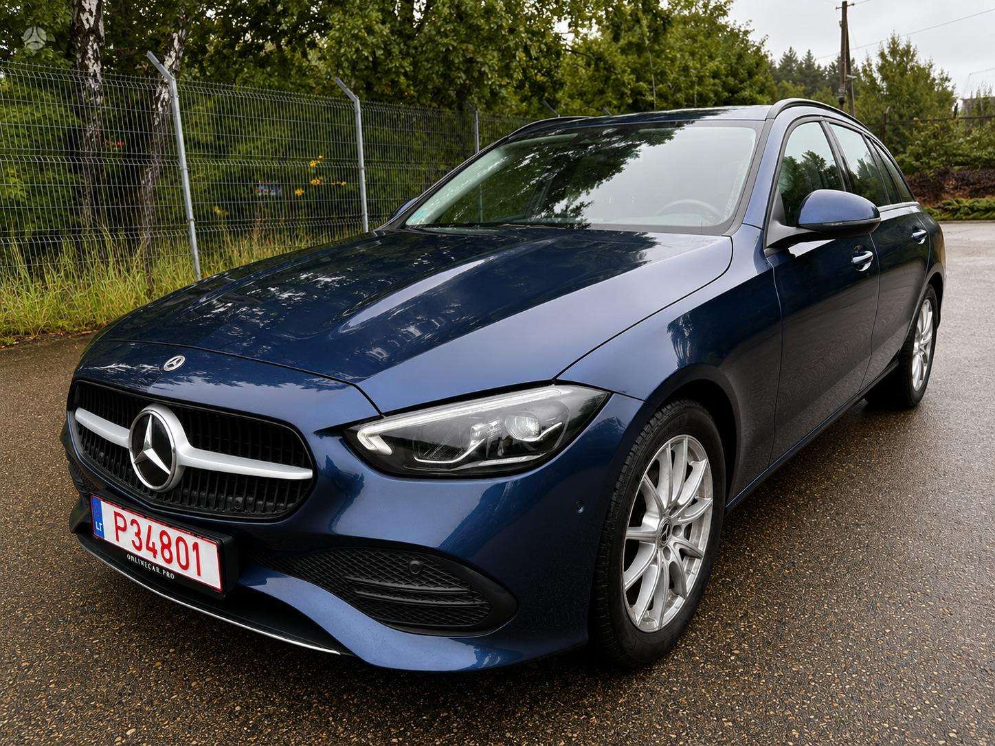 Mercedes-Benz C220