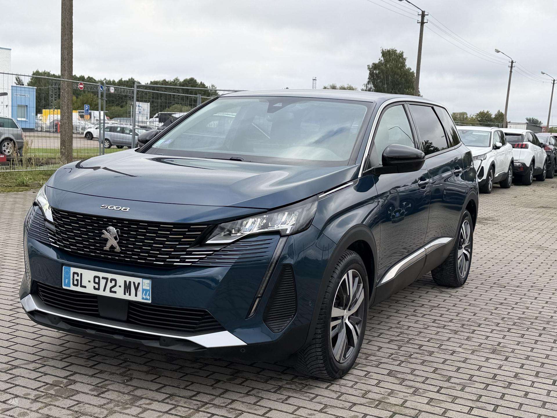 Peugeot 5008