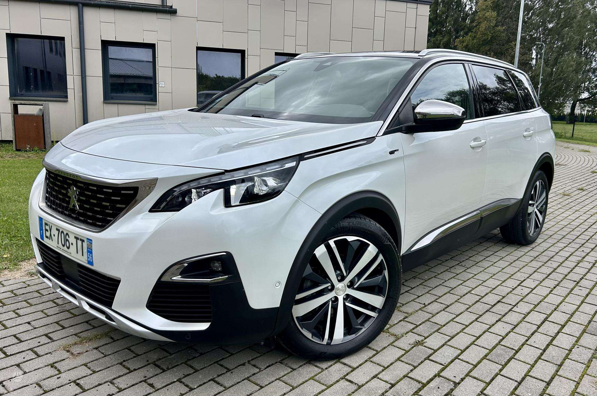 Peugeot 5008