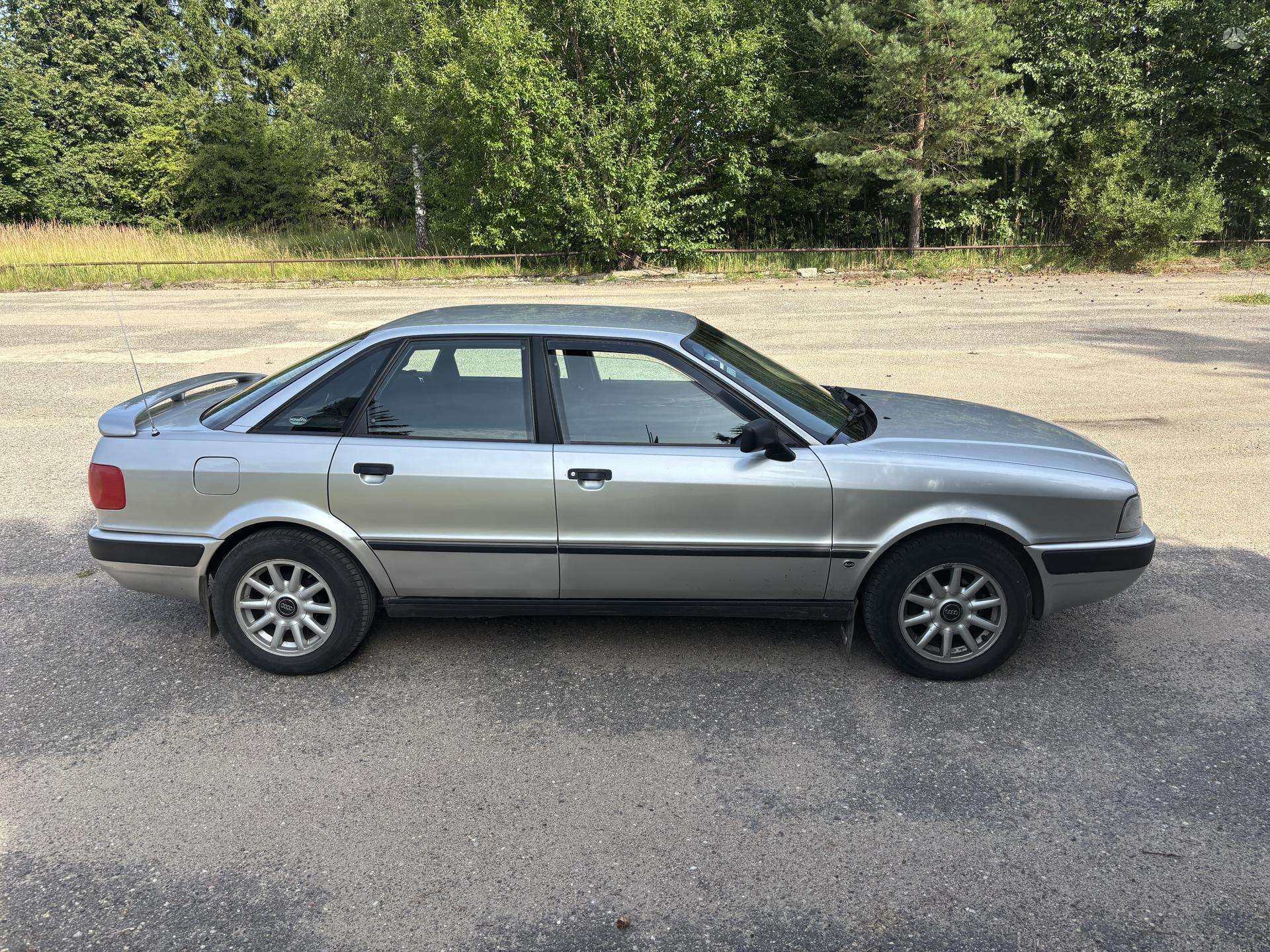Audi 80