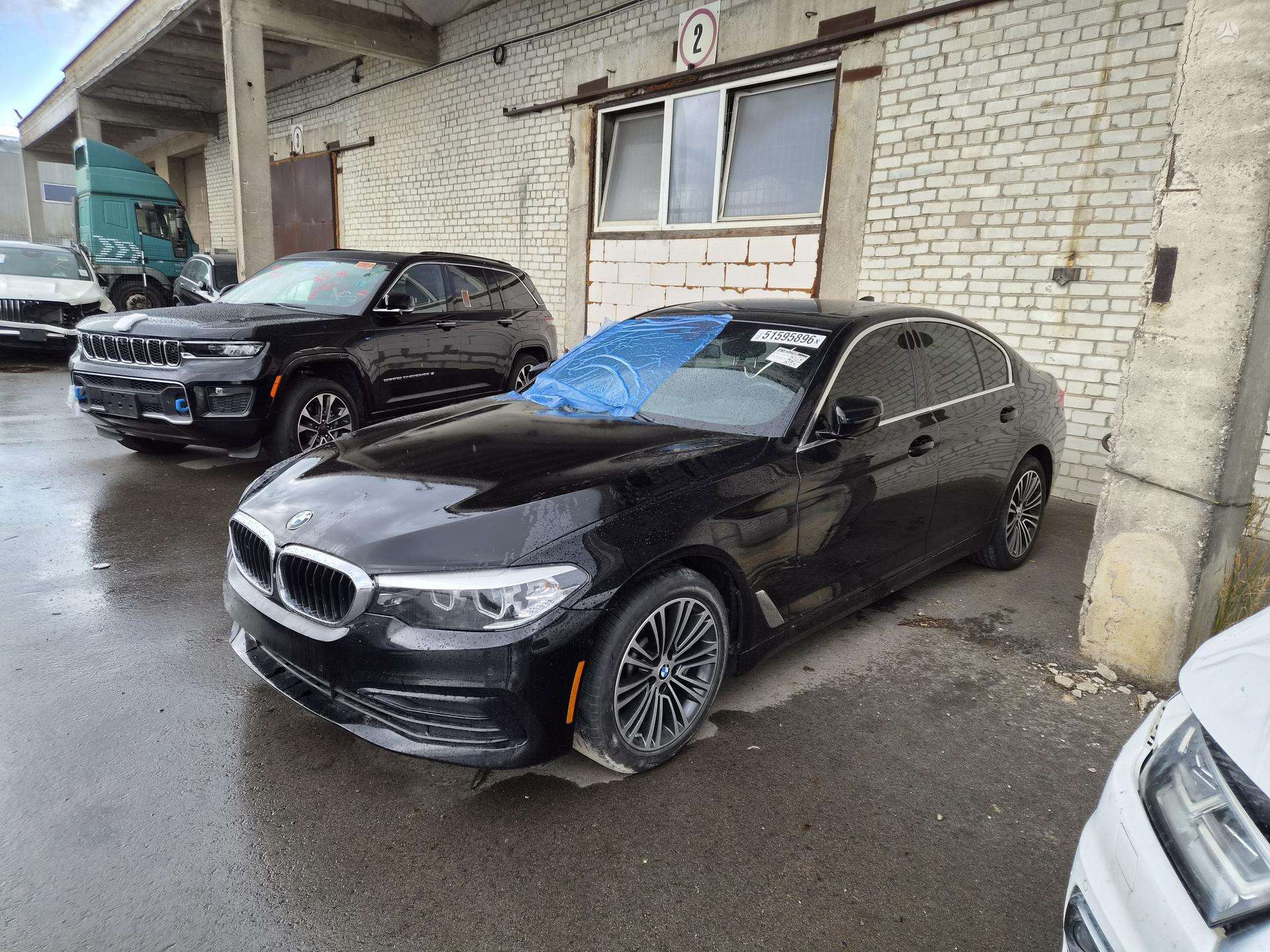 BMW 530