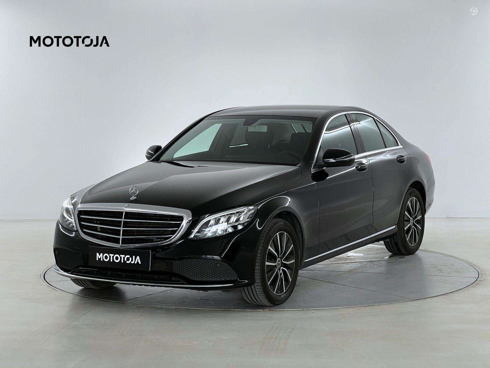 Mercedes-Benz C220