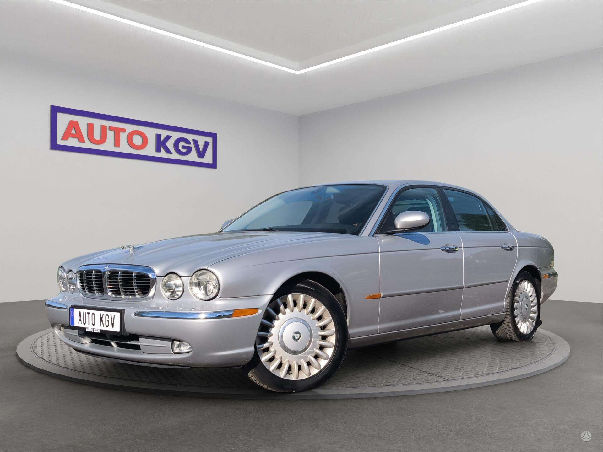 Jaguar XJ