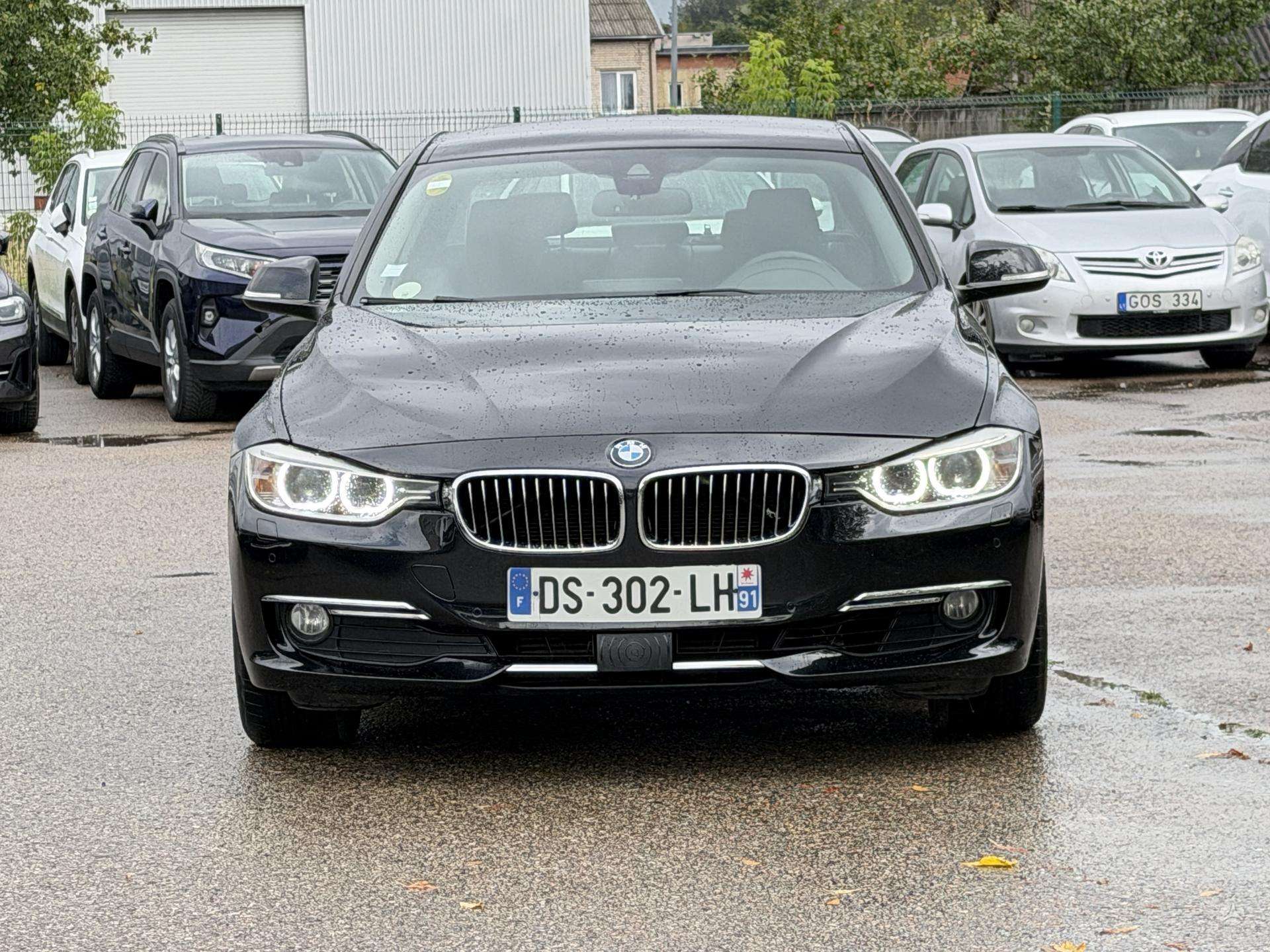 BMW 320