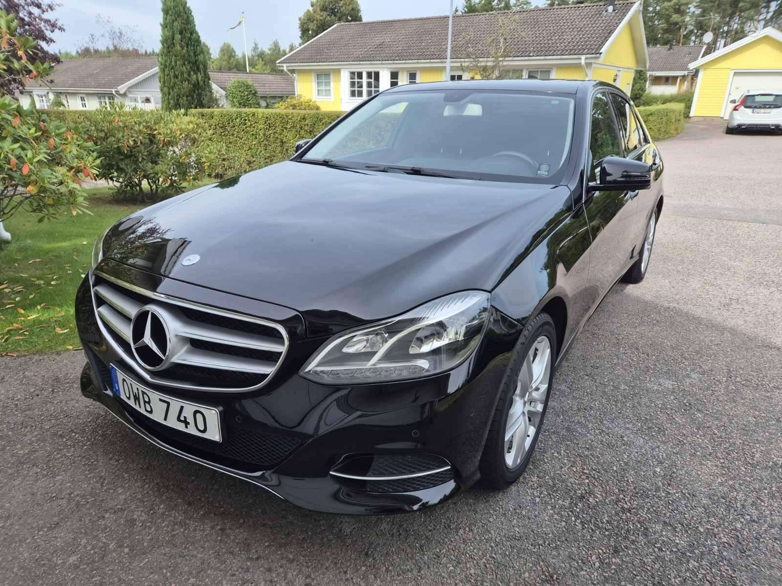 Mercedes-Benz E300