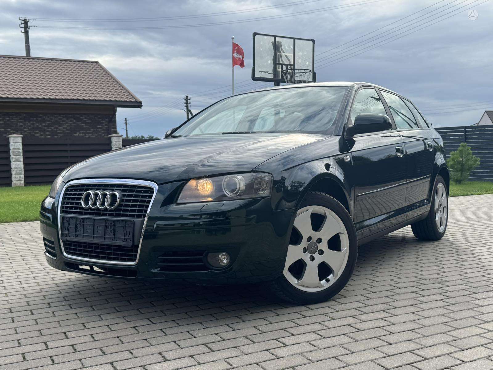 Audi A3.