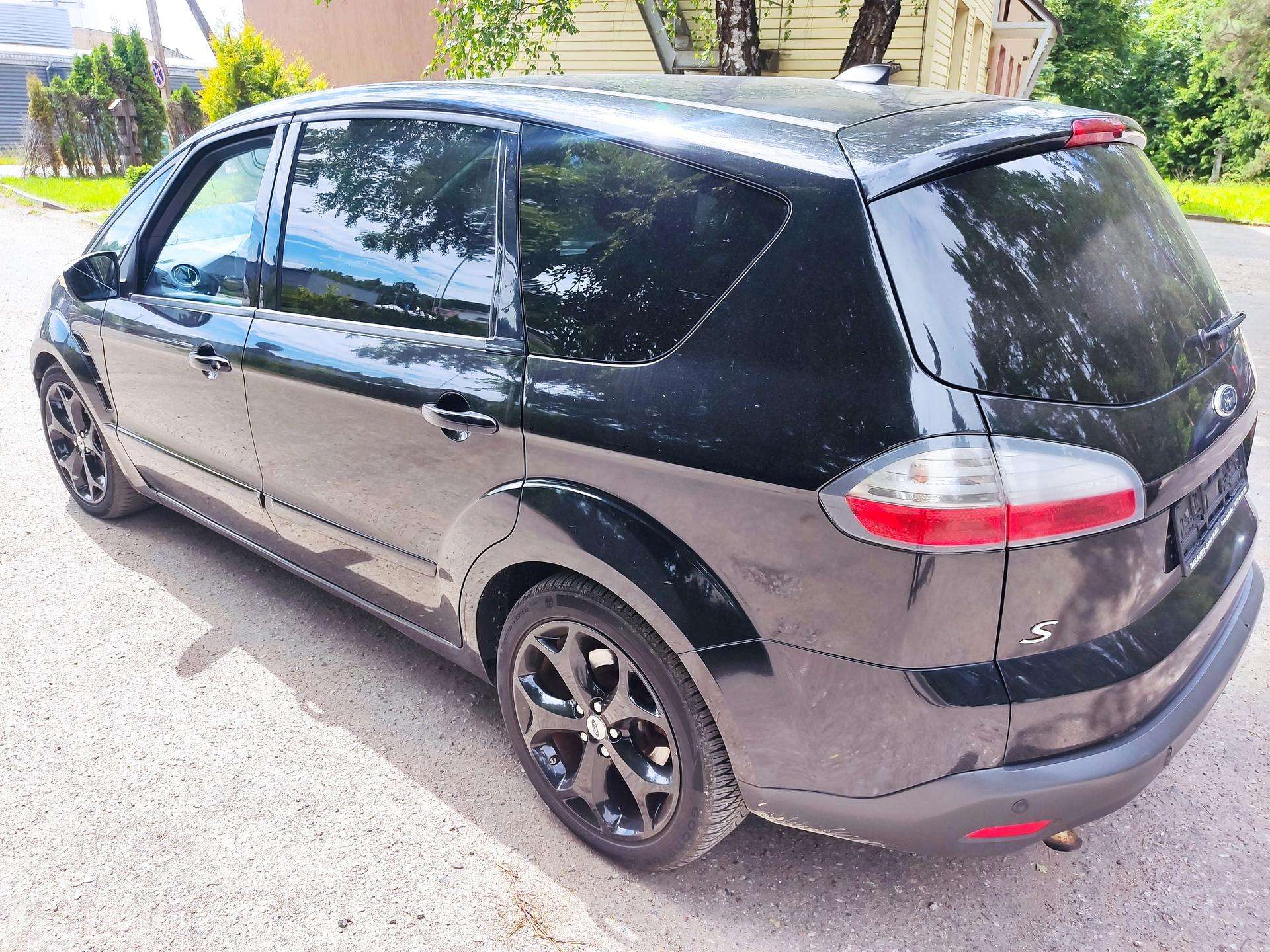Ford C-MAX