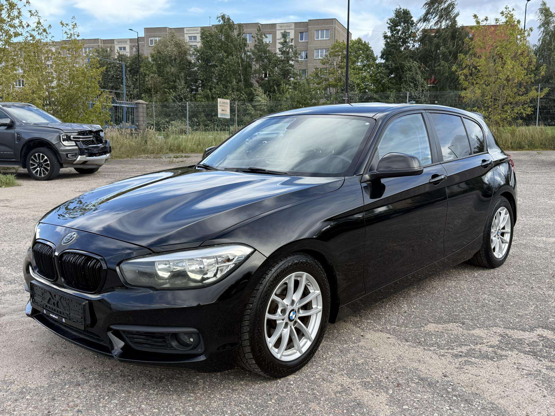 BMW 118