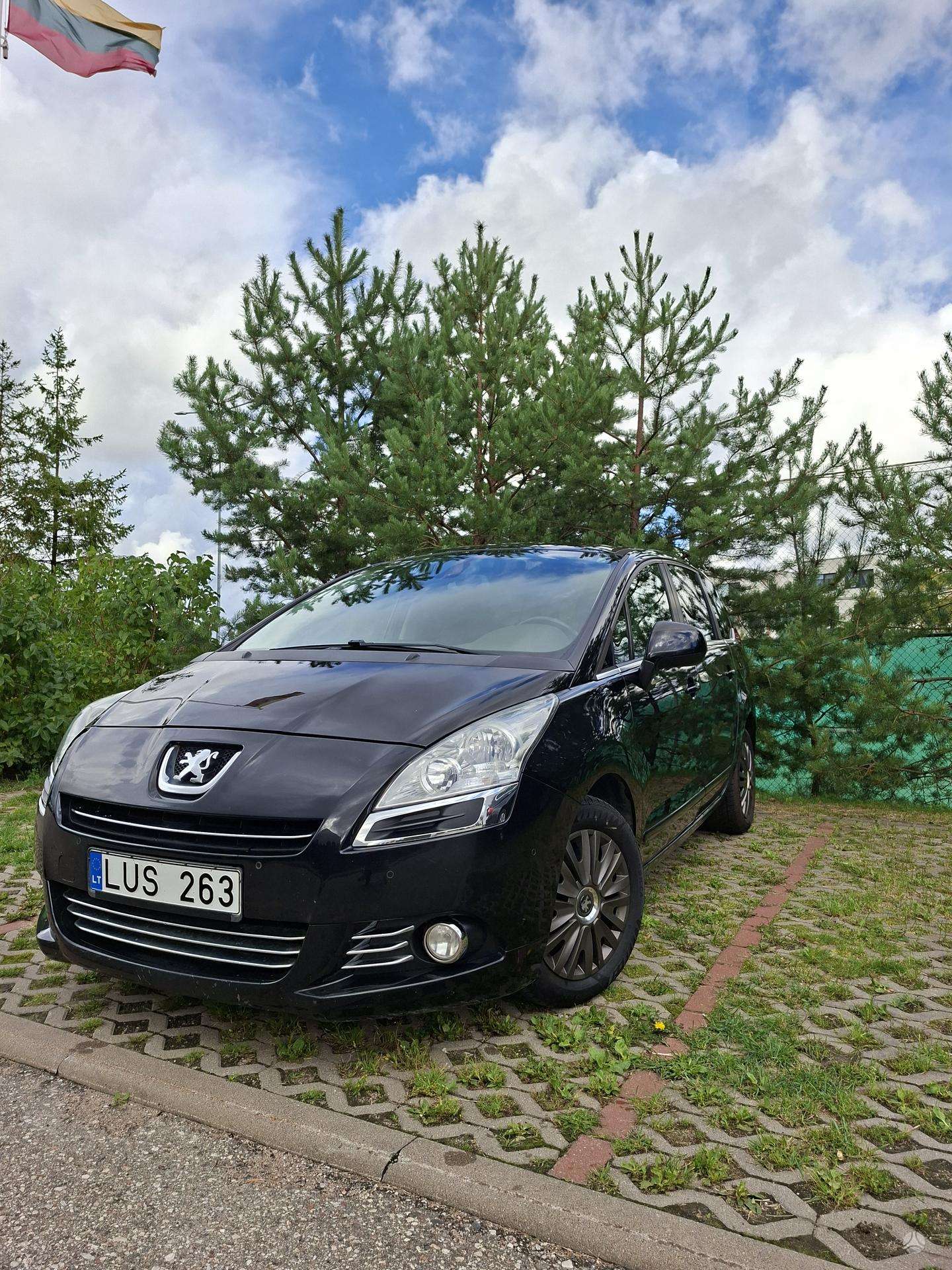 Peugeot 5008