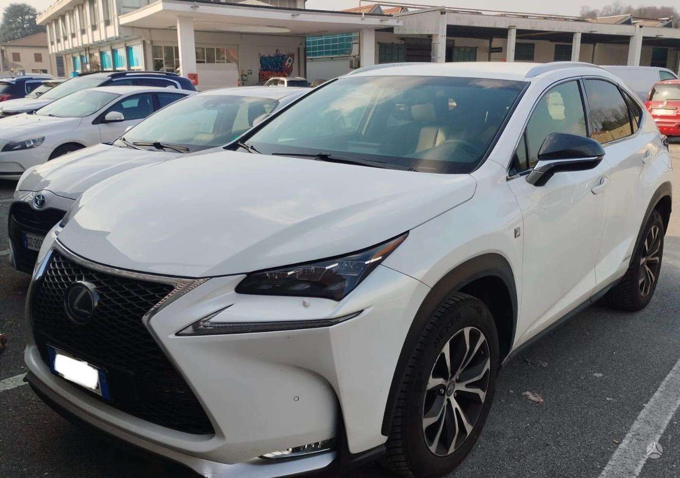 Lexus NX 300h