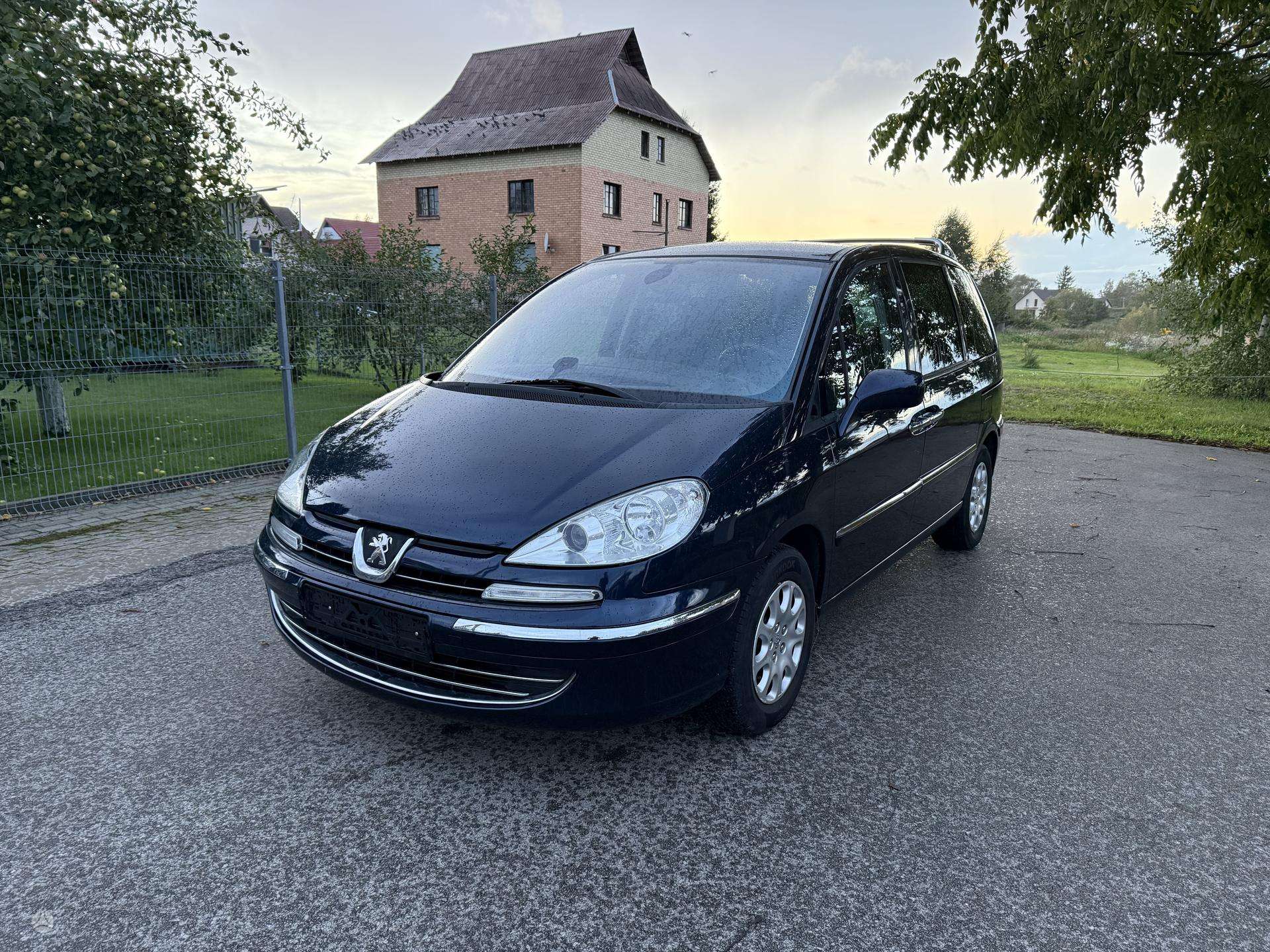 Peugeot 807