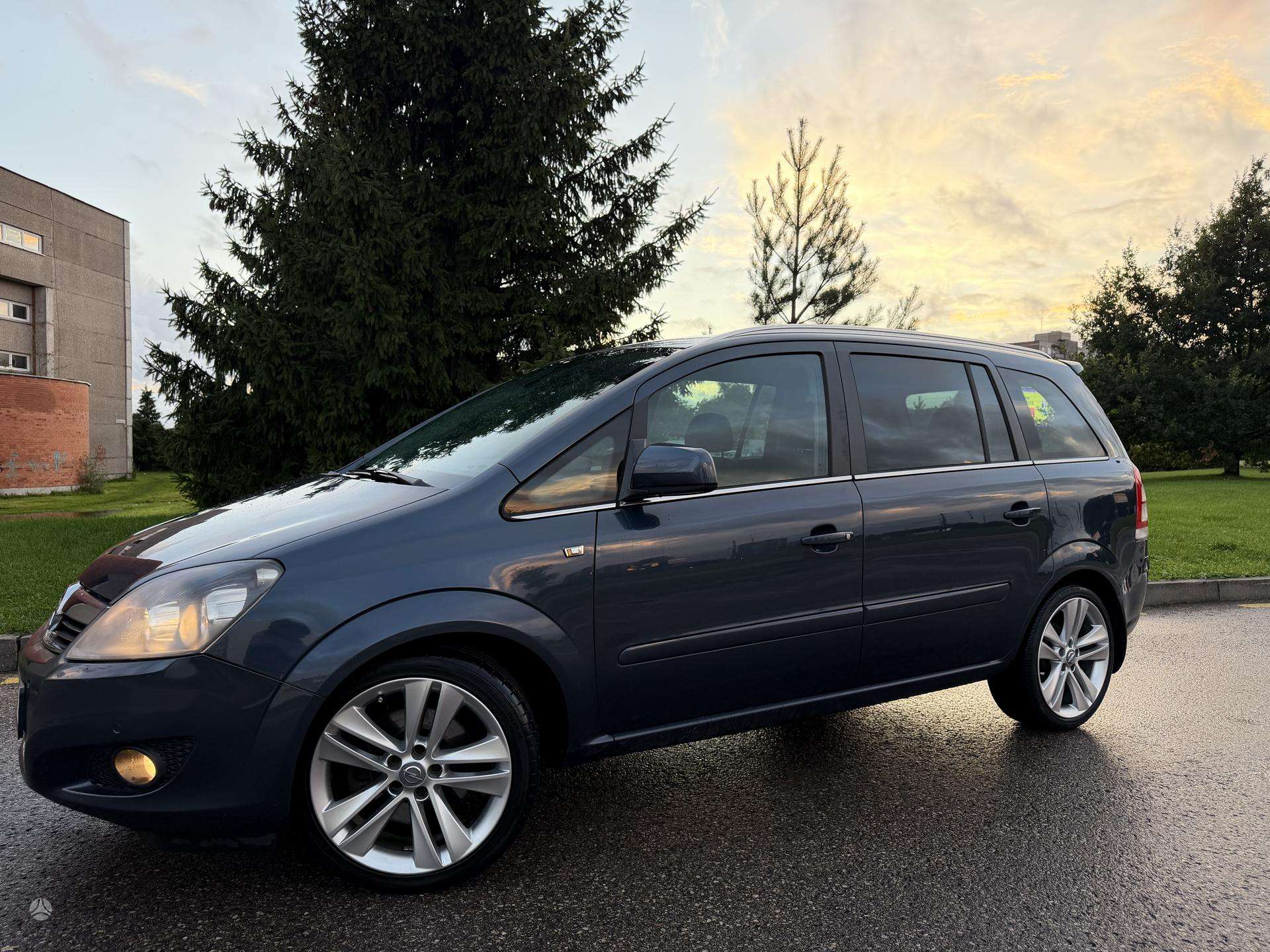 Opel Zafira