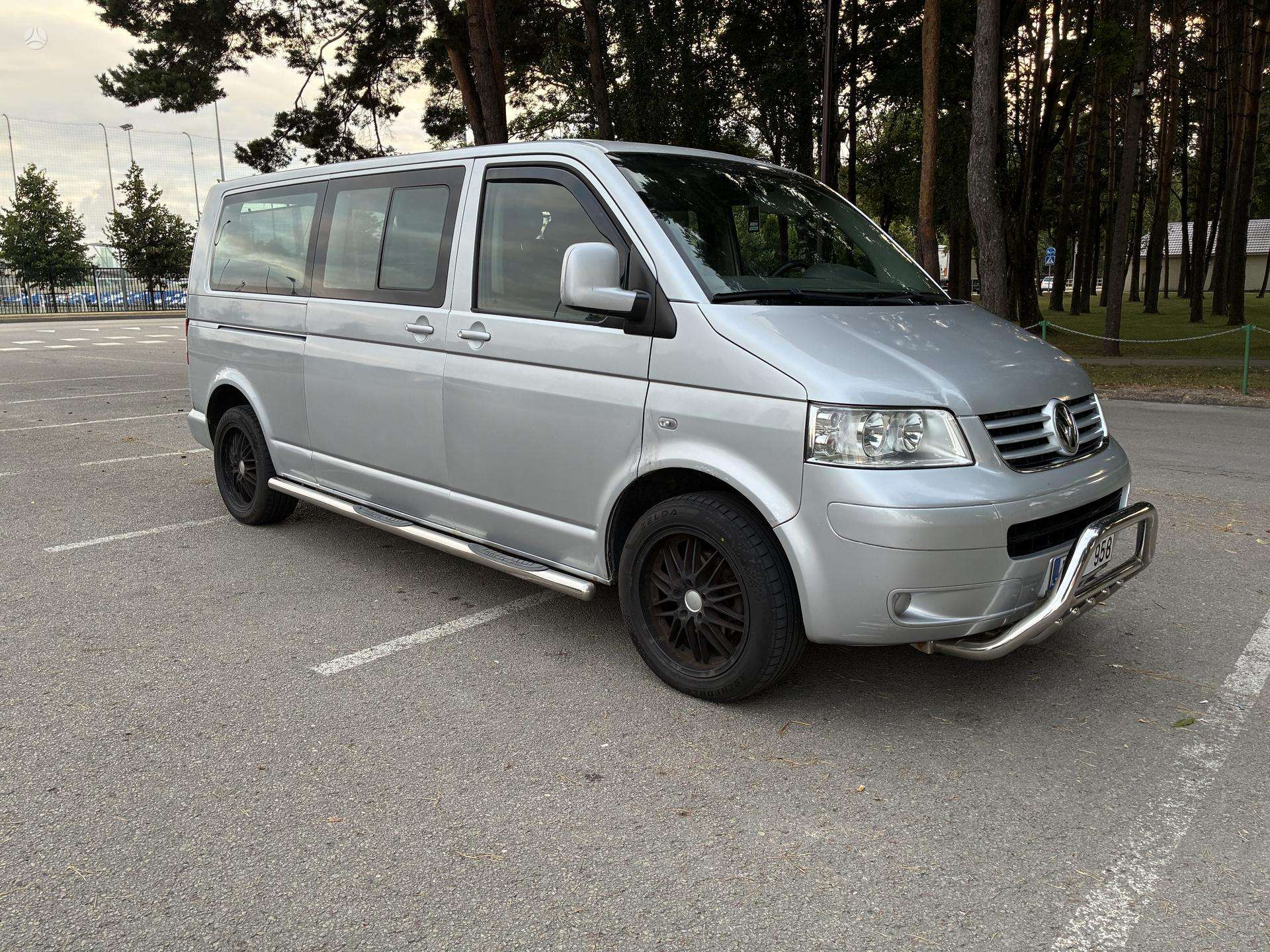 Volkswagen Caravelle