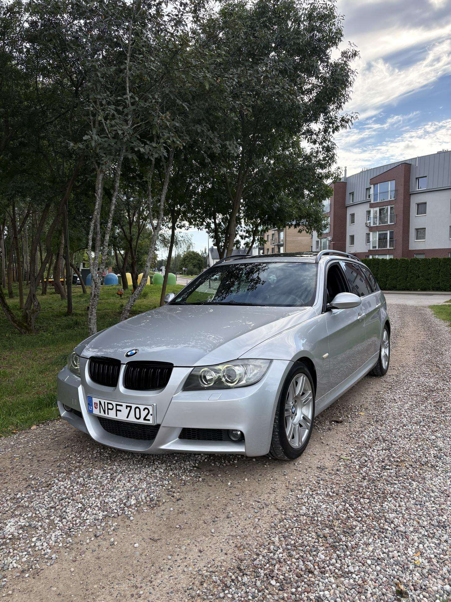 BMW 325