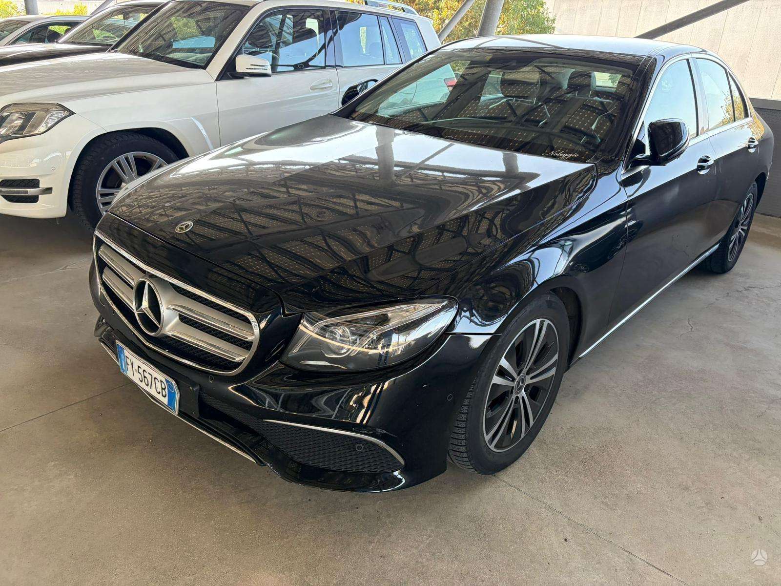 Mercedes-Benz E200