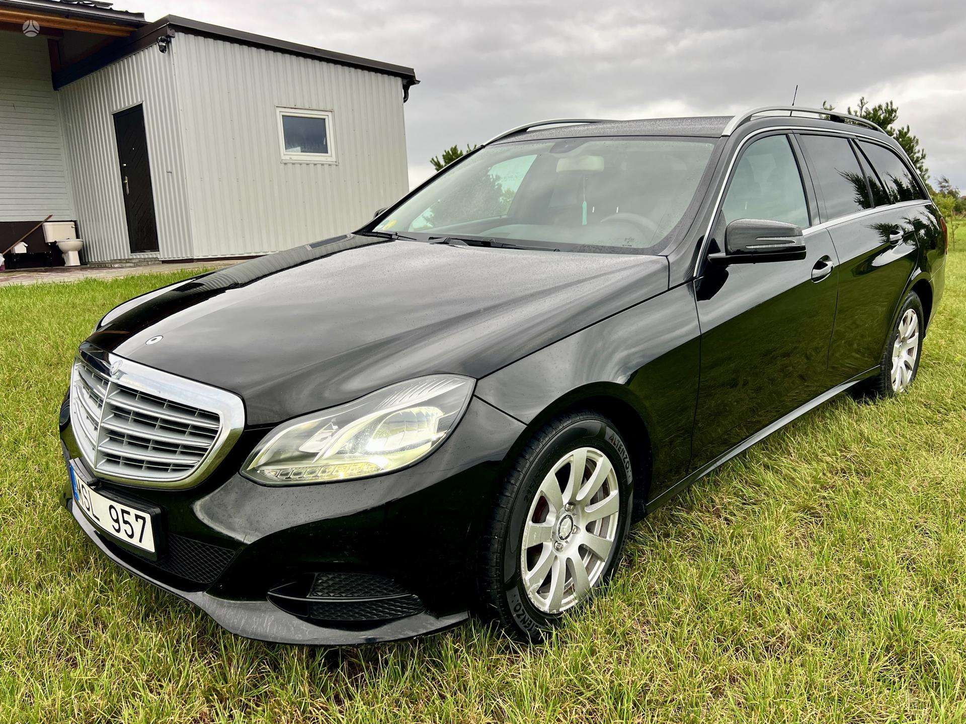 Mercedes-Benz E220