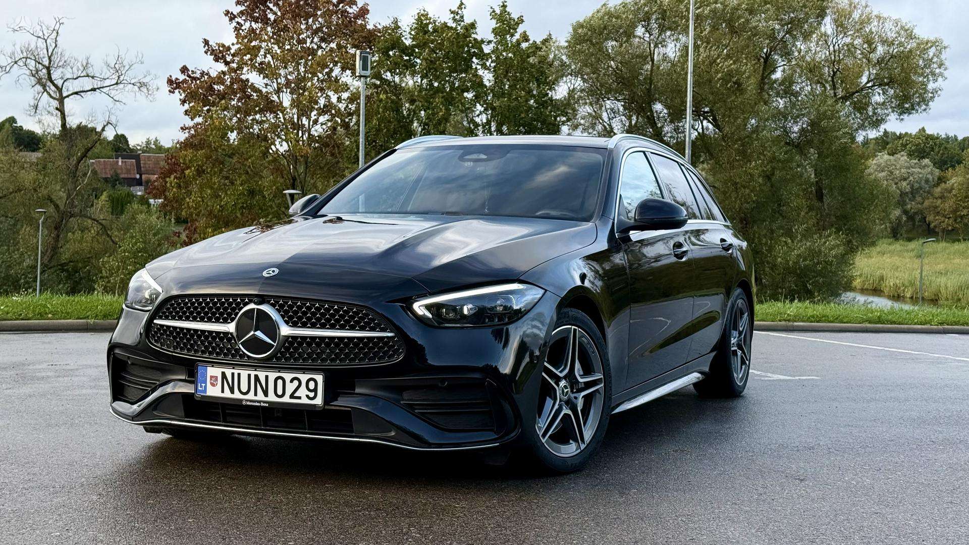 Mercedes-Benz C300