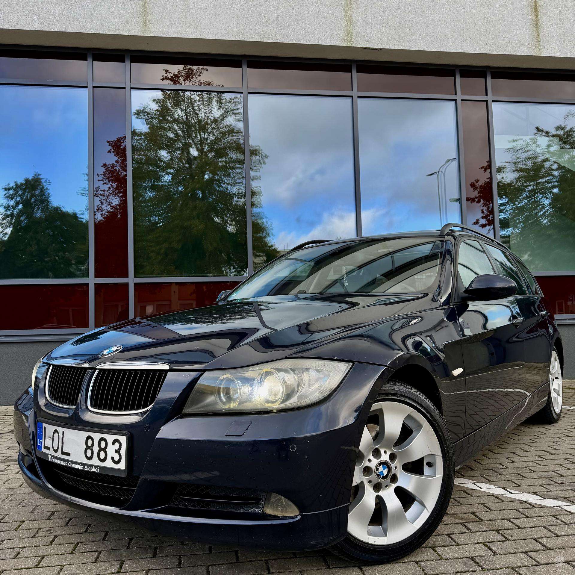 BMW 320