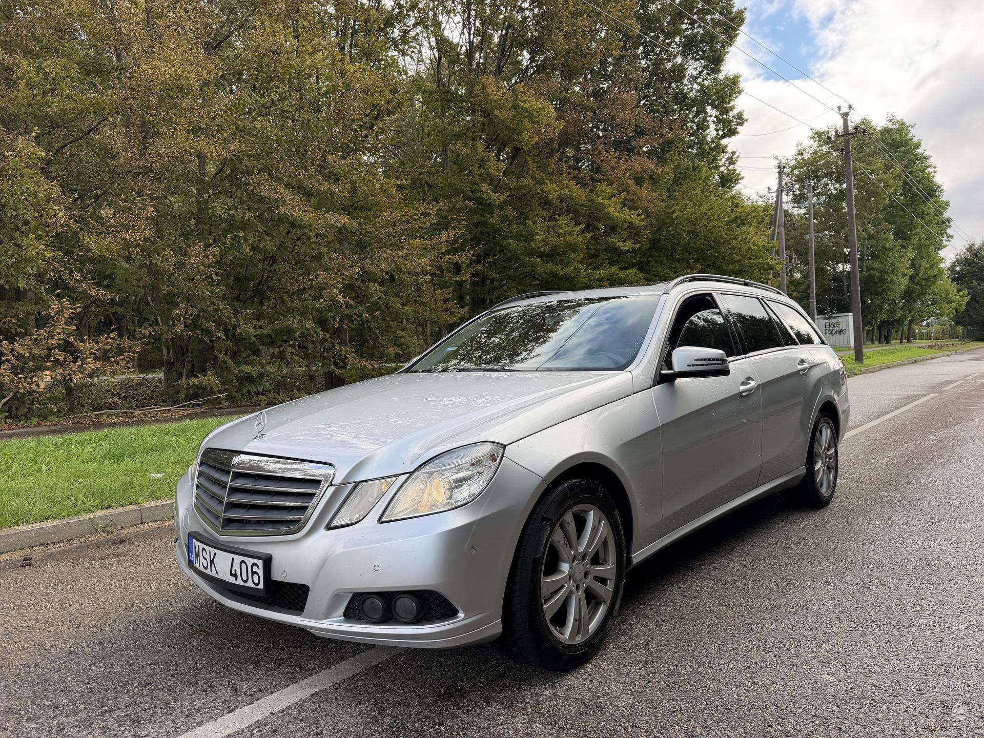 Mercedes-Benz E220