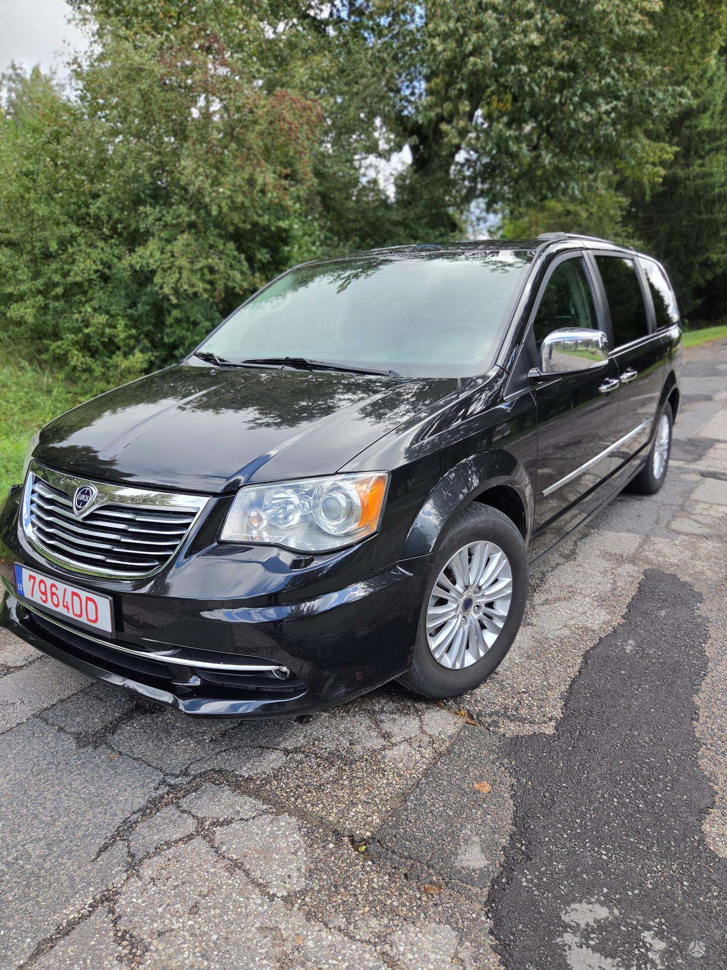 Lancia Voyager