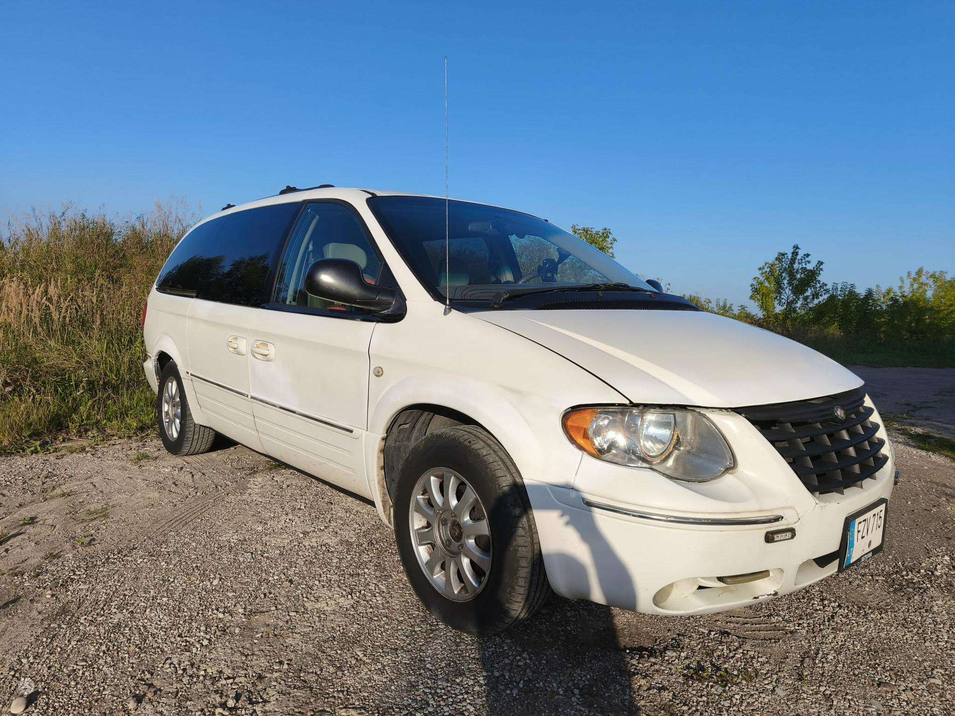 Chrysler Town & Country