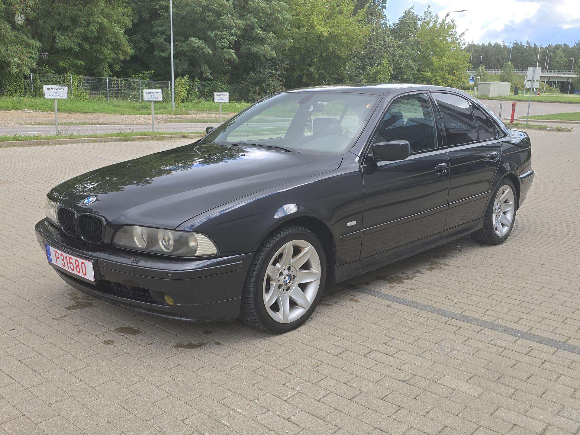 BMW 525