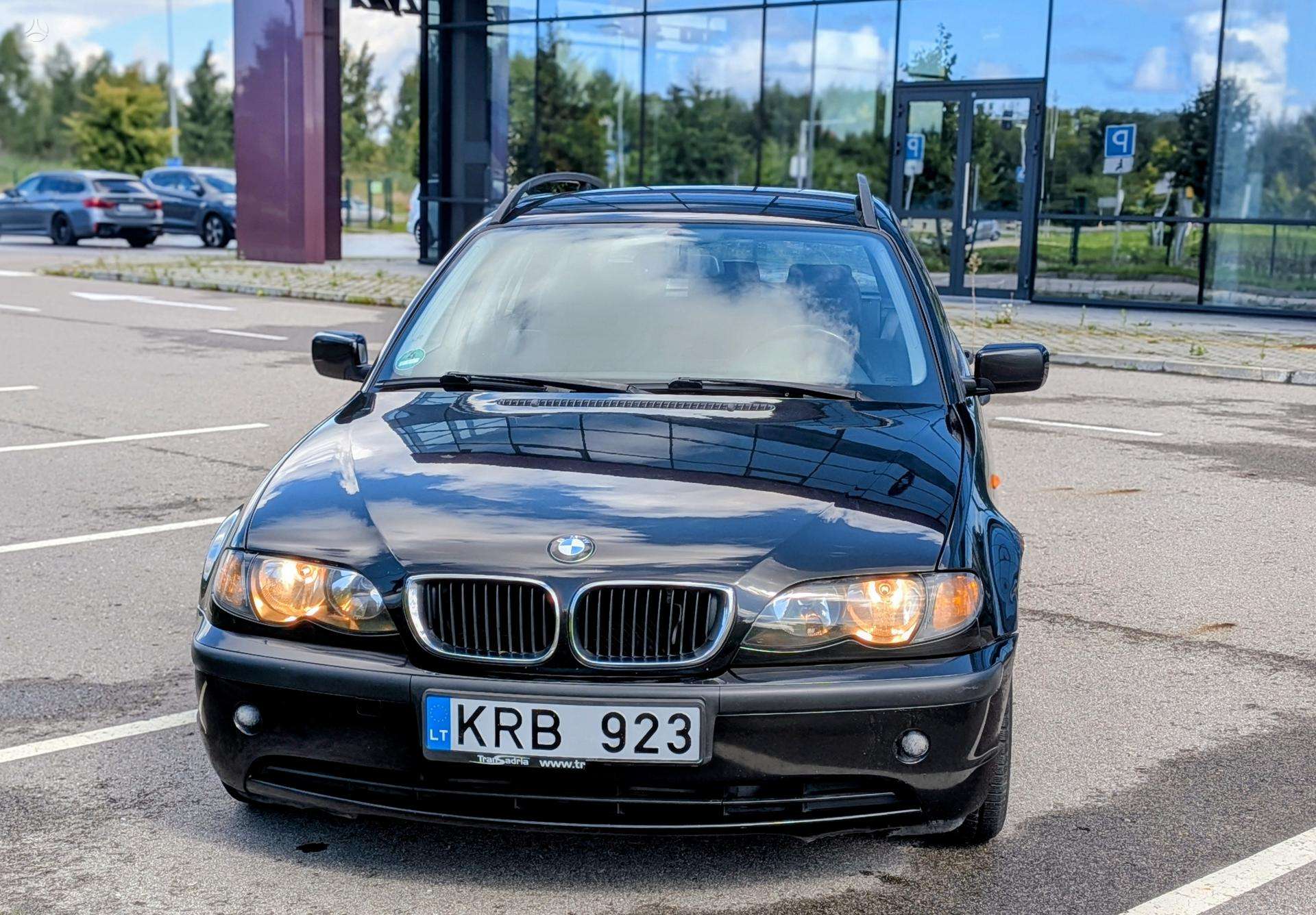 BMW 320