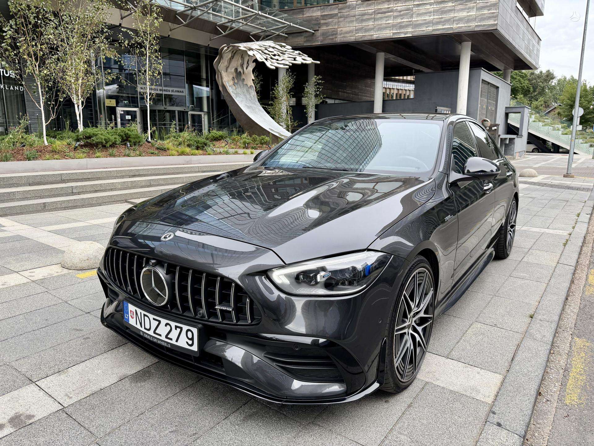 Mercedes-Benz C43 AMG