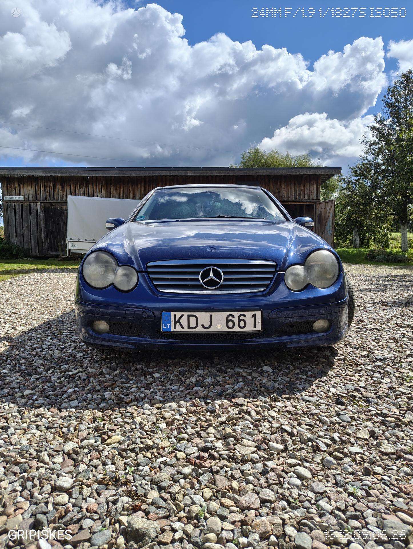 Mercedes-Benz C220
