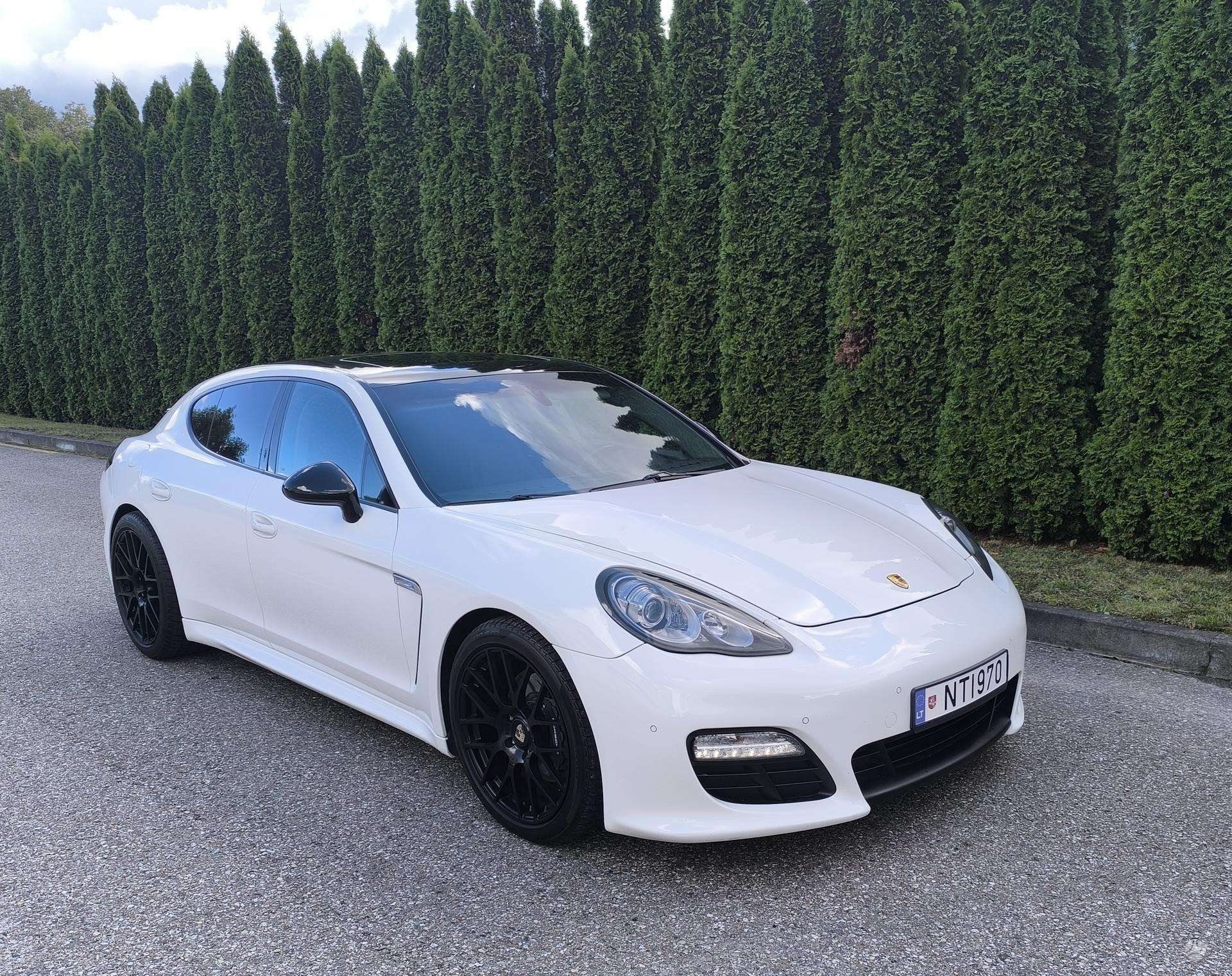 Porsche Panamera