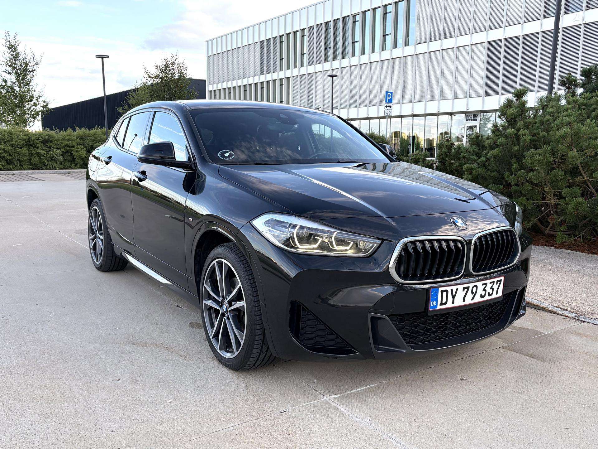 BMW X2