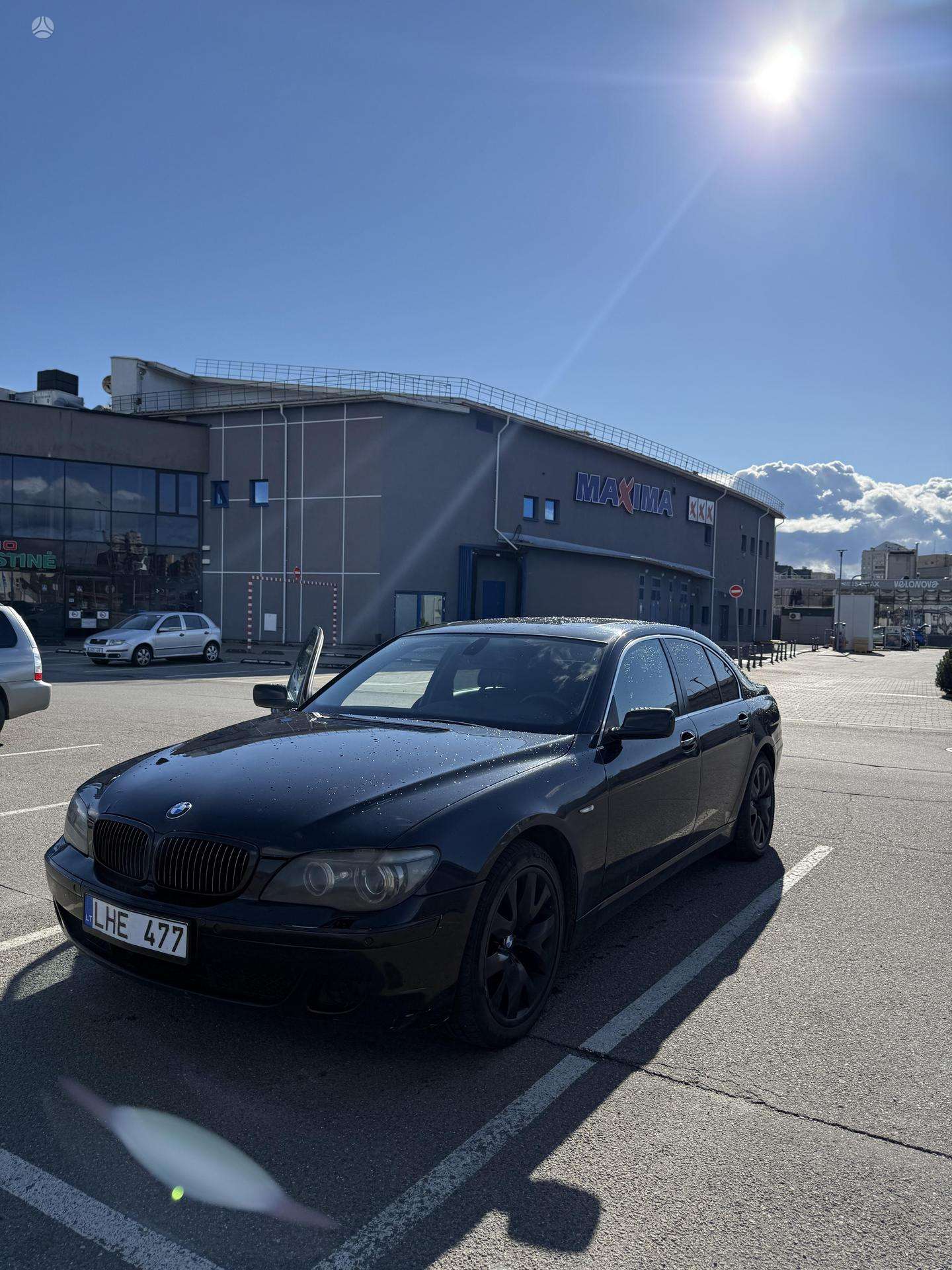 BMW 730