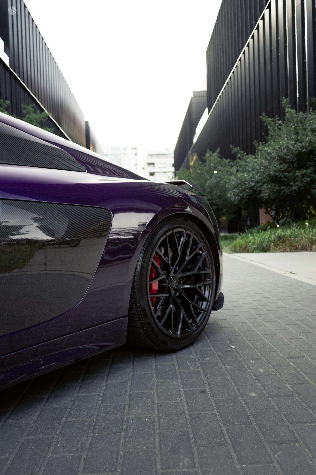 Audi R8