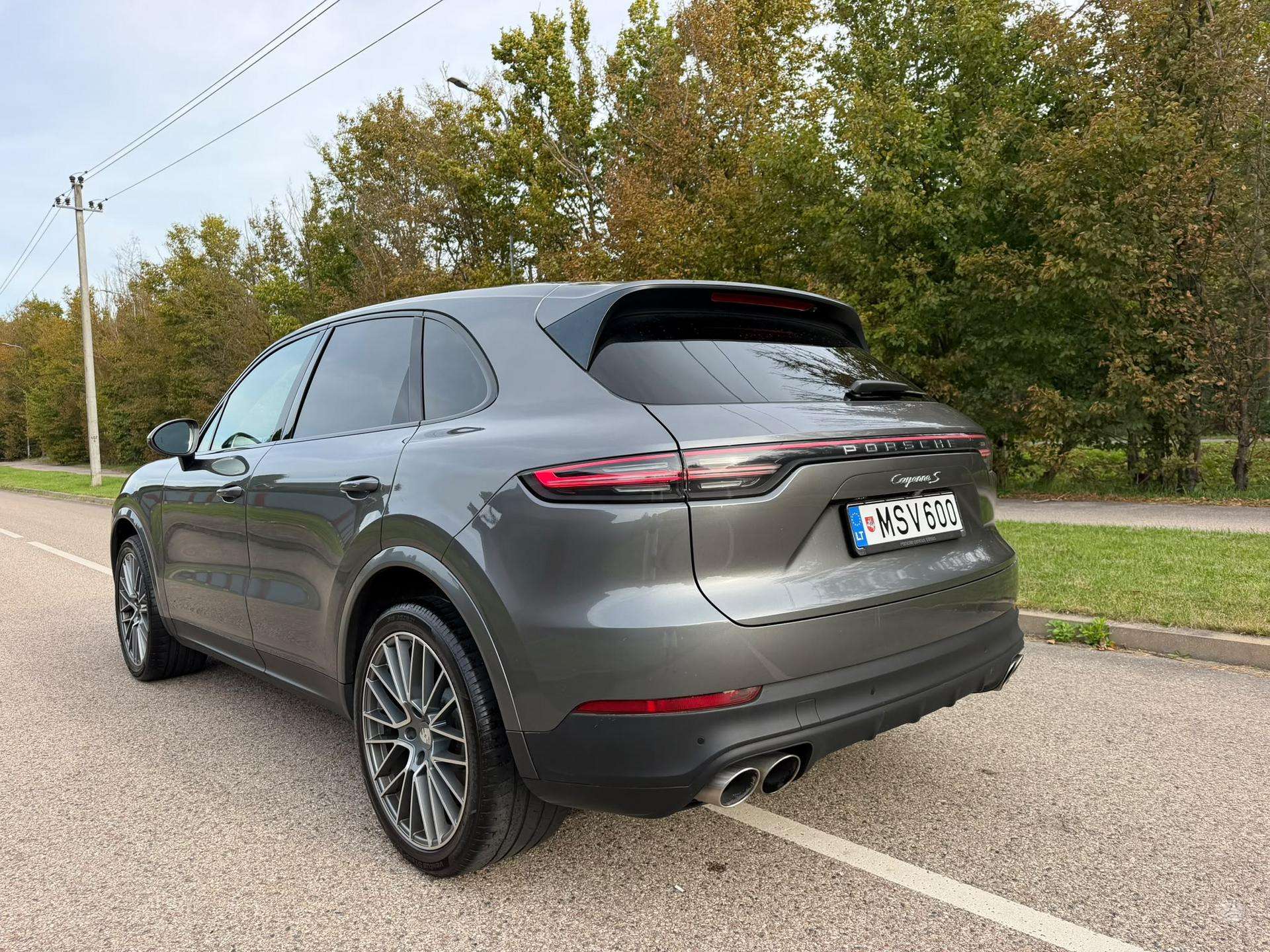 Porsche Cayenne
