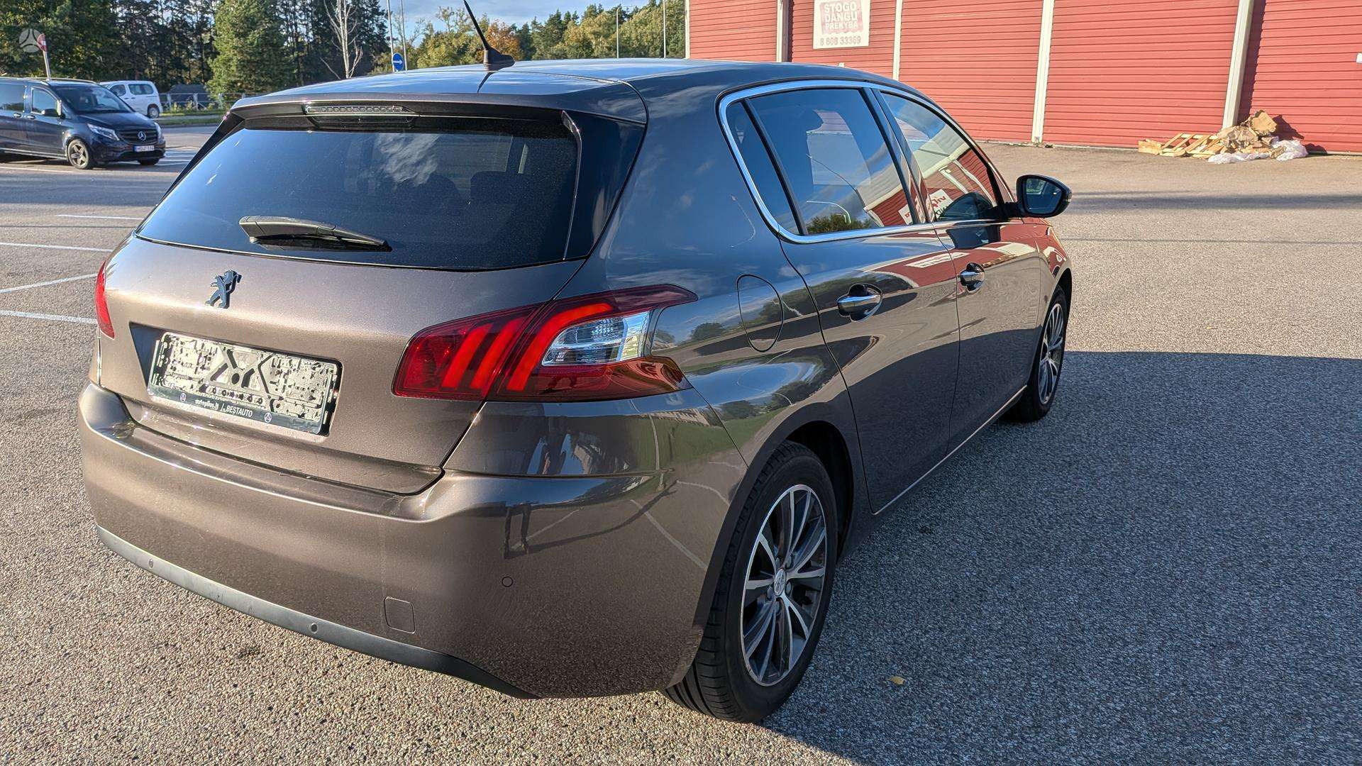 Peugeot 308