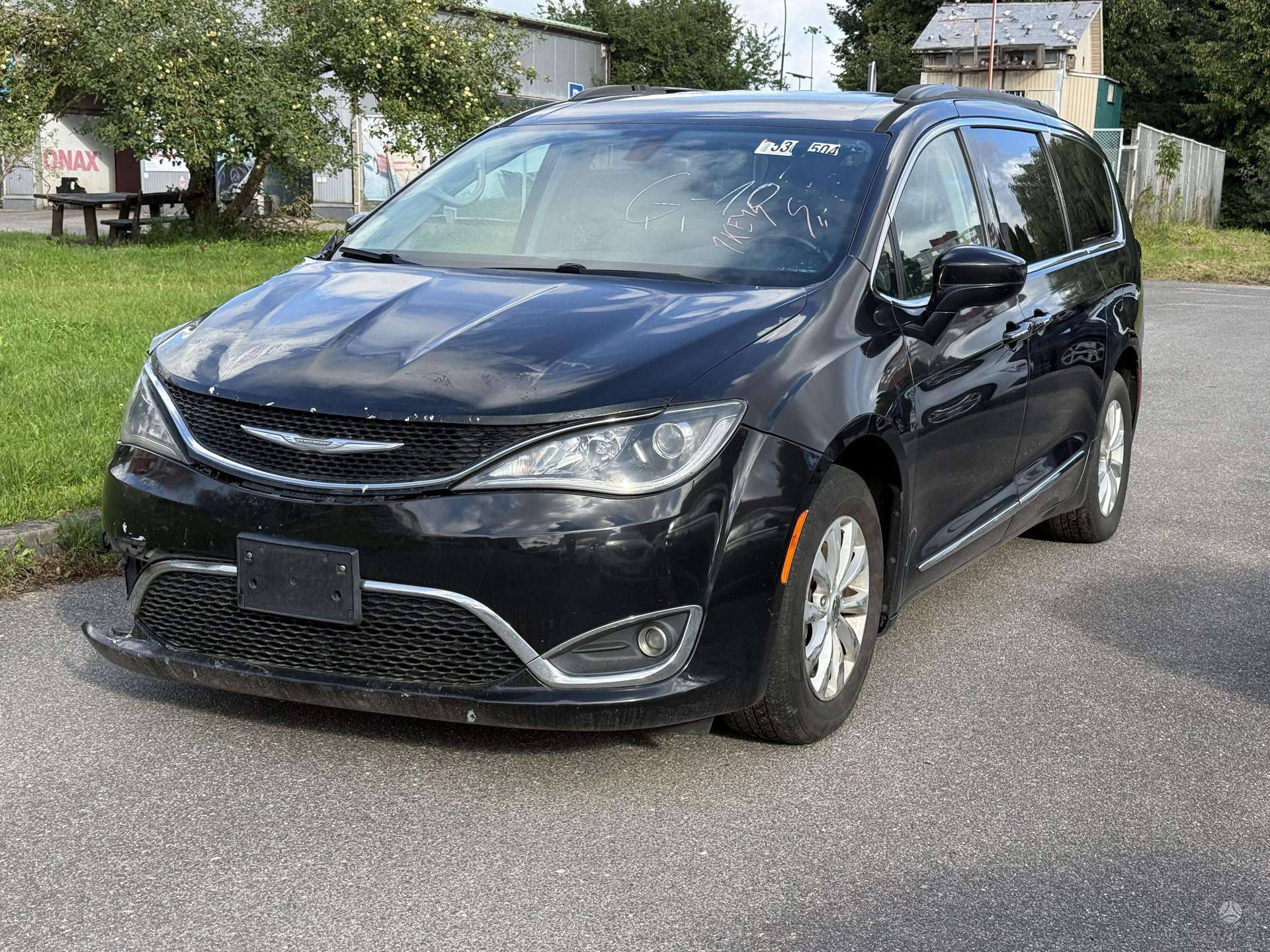 Chrysler Pacifica