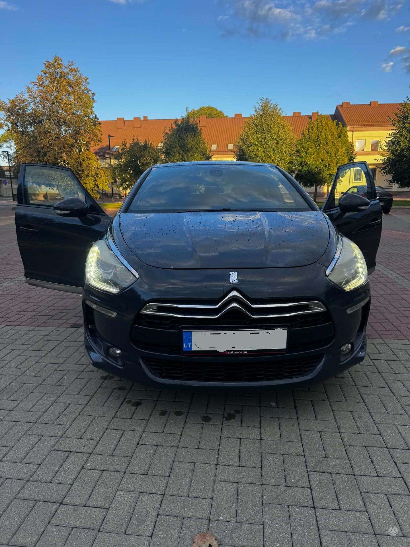 Citroen DS5