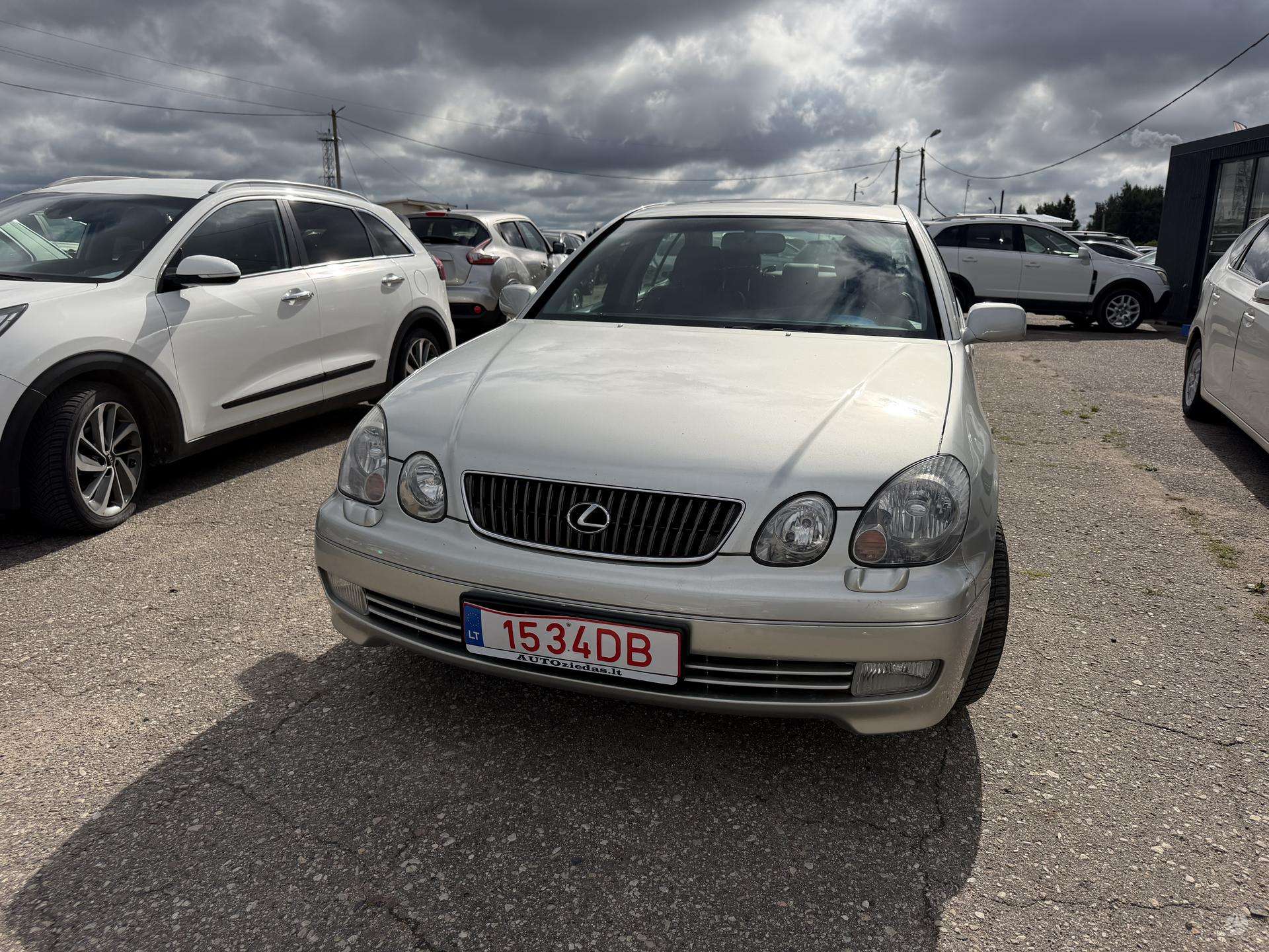 Lexus GS 300