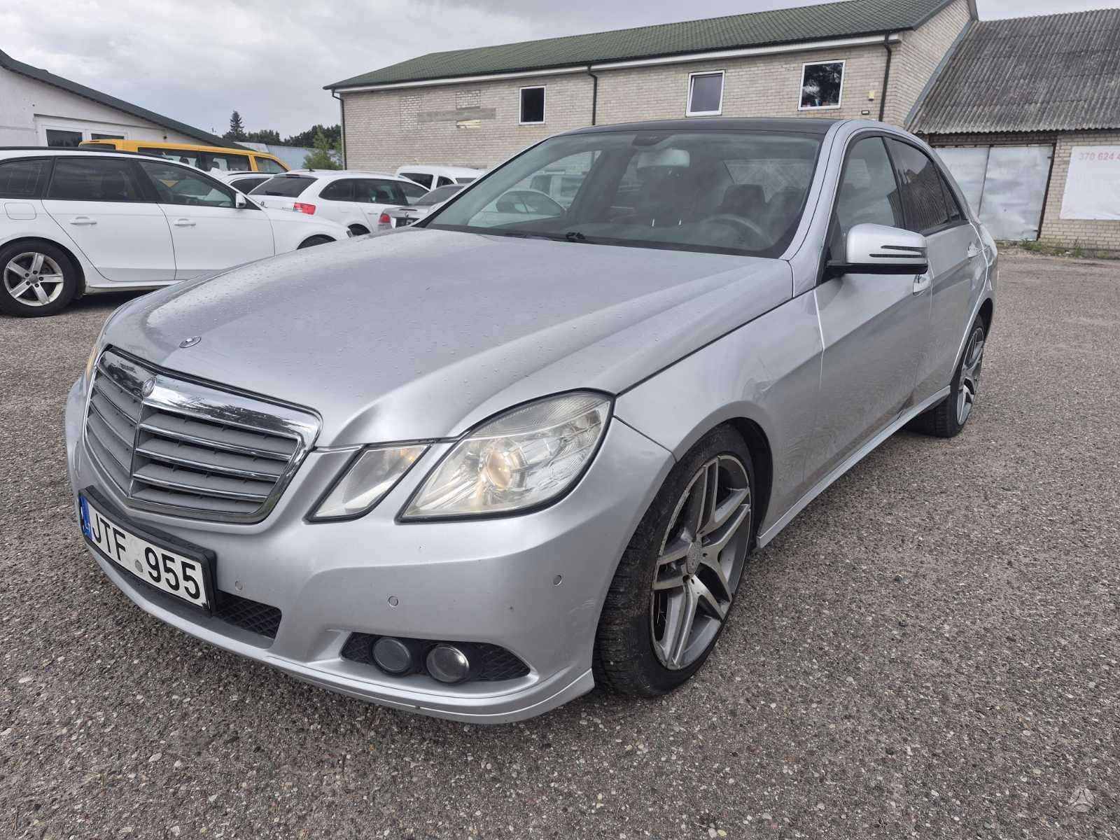 Mercedes-Benz E220