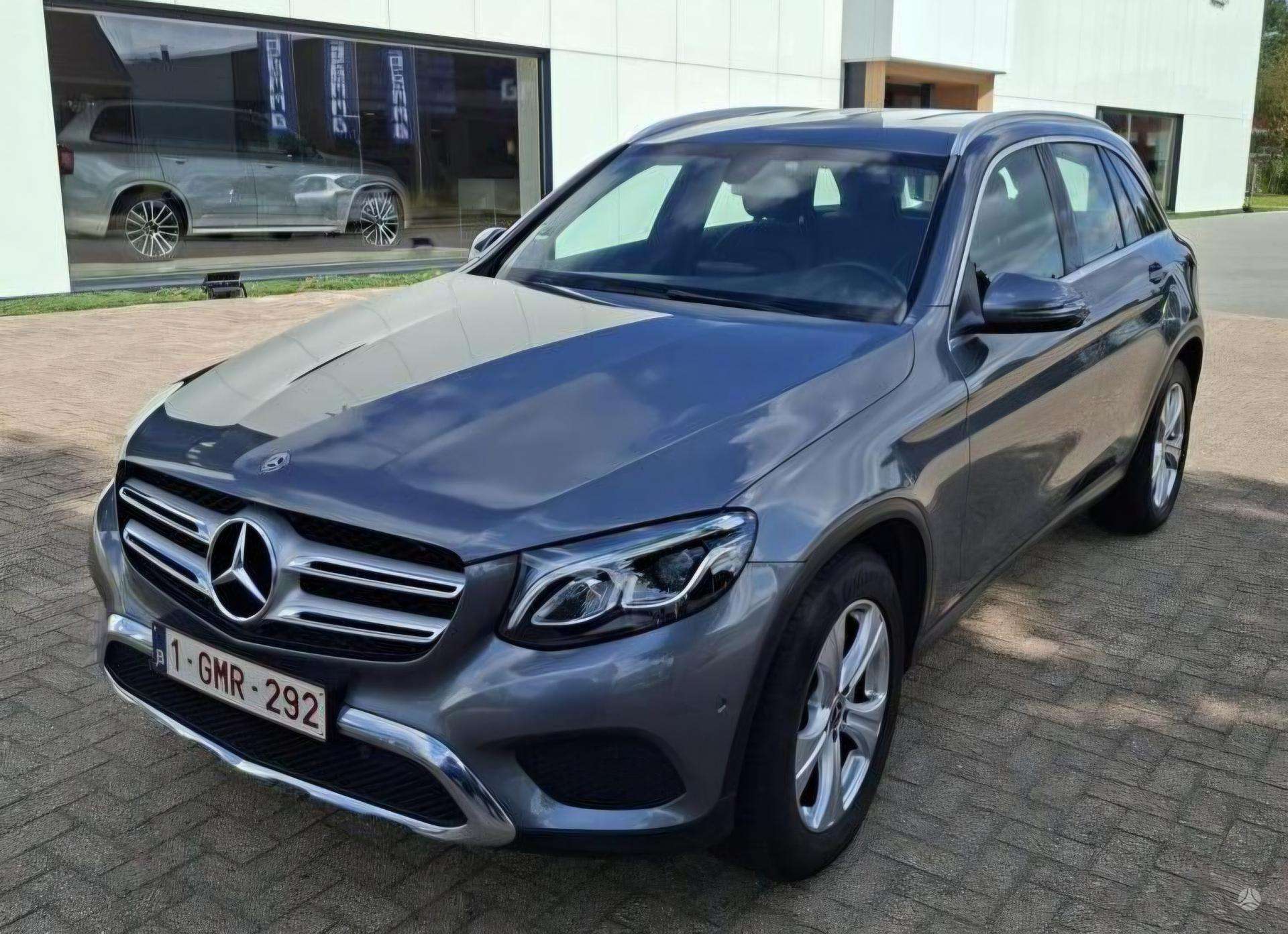 Mercedes-Benz GLC250