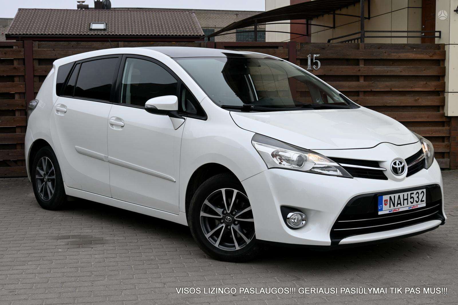 Toyota Verso.