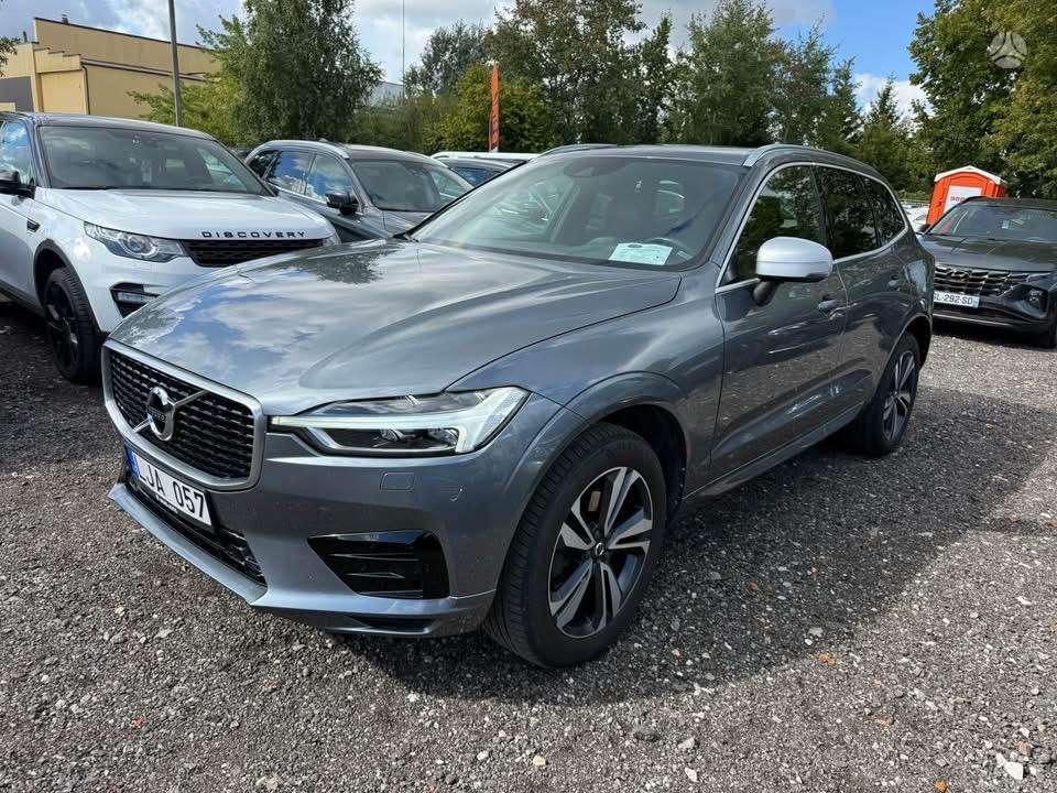 Volvo XC60.