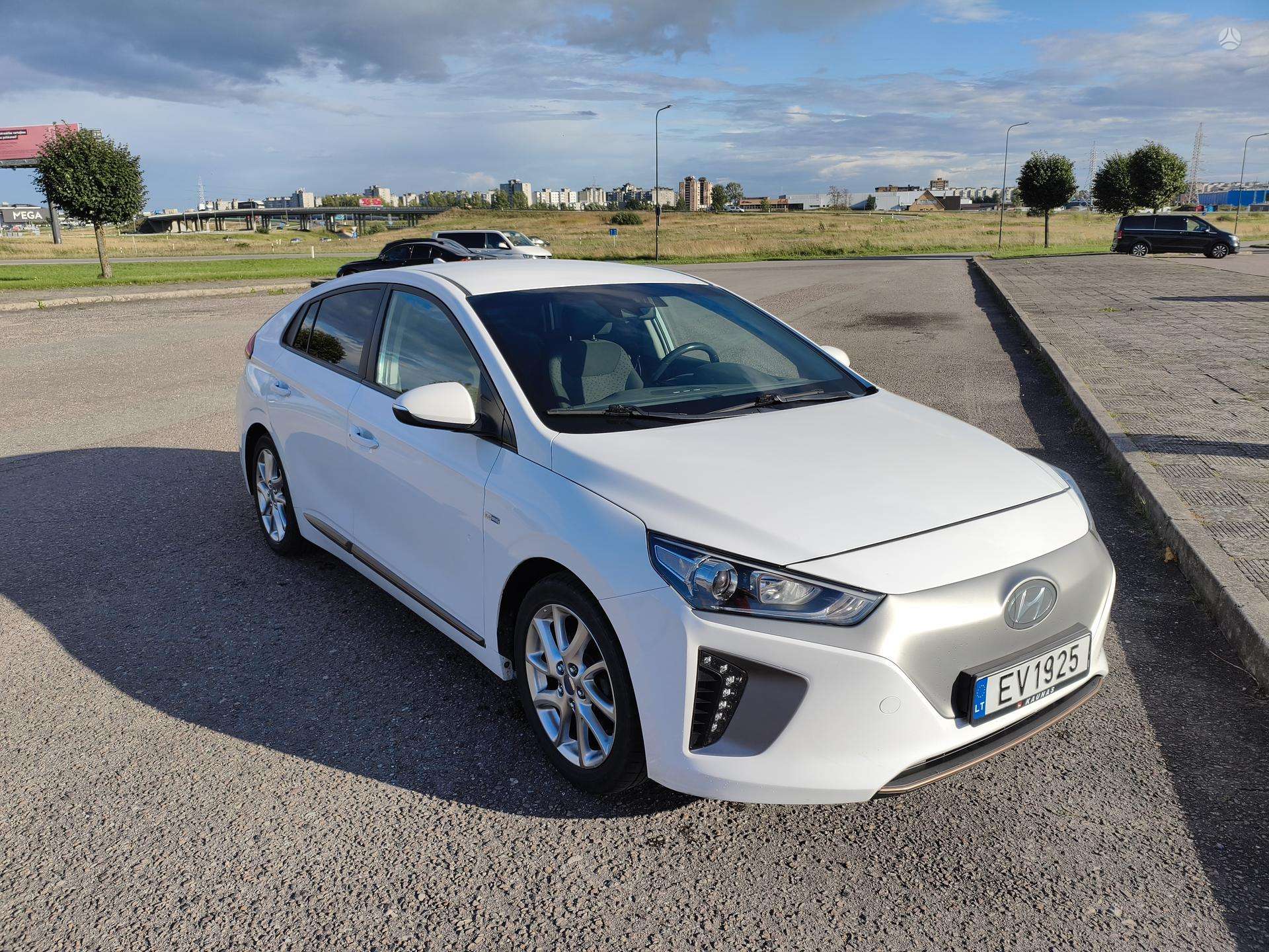 Hyundai IONIQ