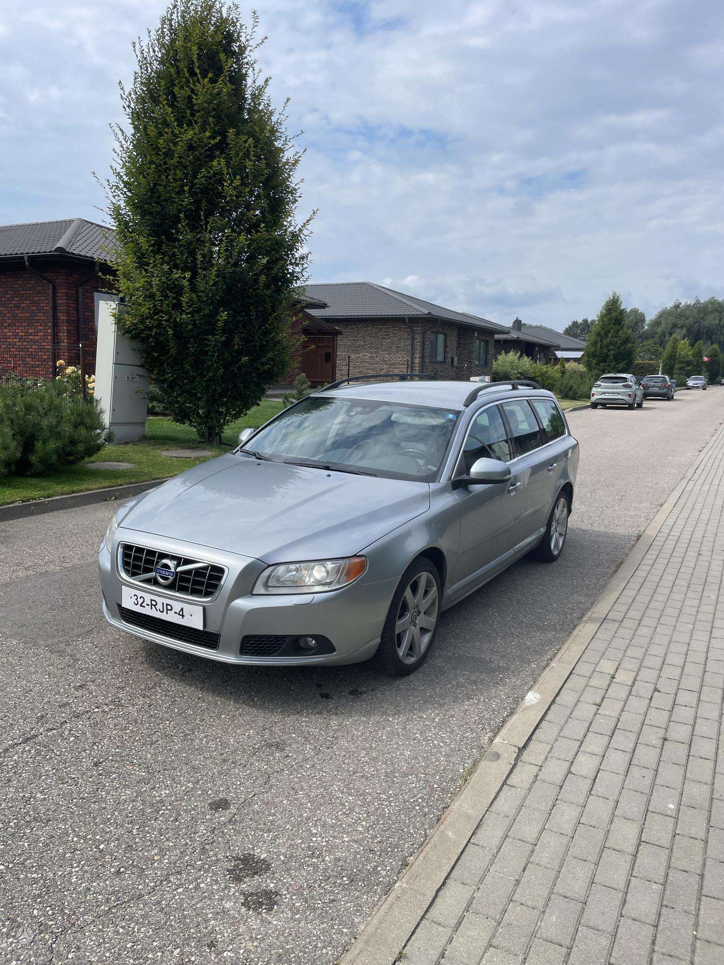 Volvo V70