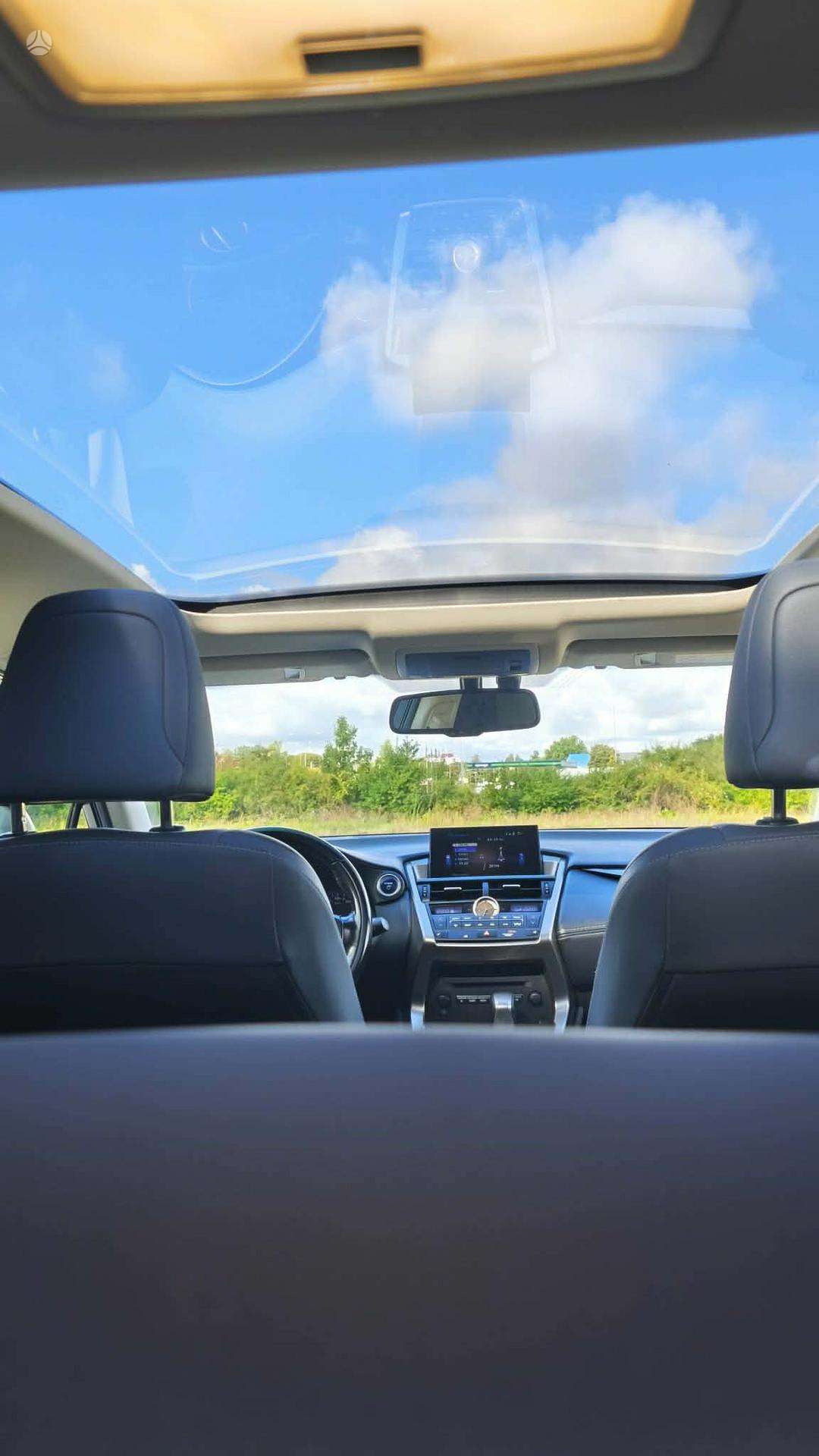 Lexus NX 300h