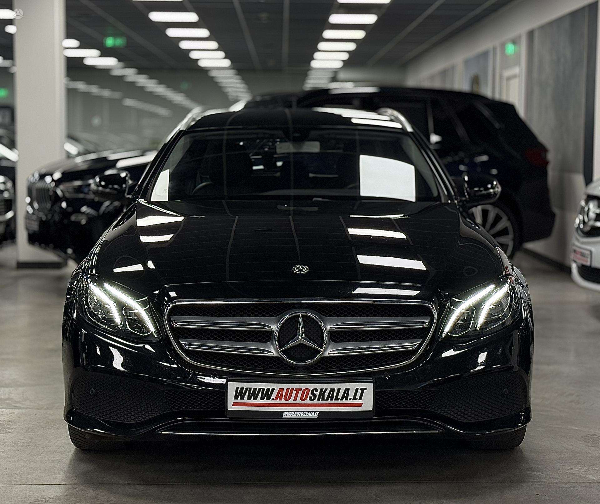 Mercedes-Benz E220