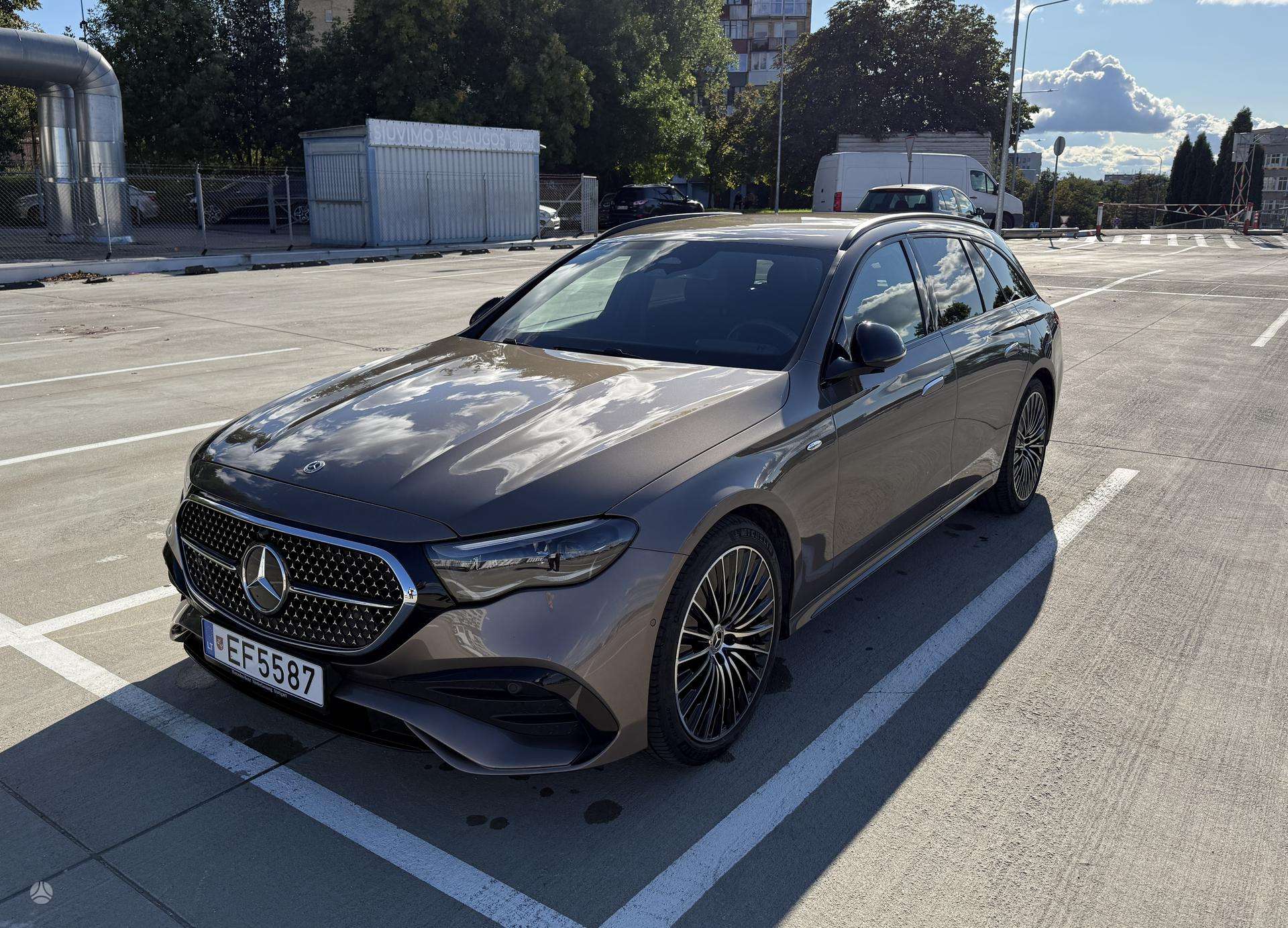 Mercedes-Benz E300